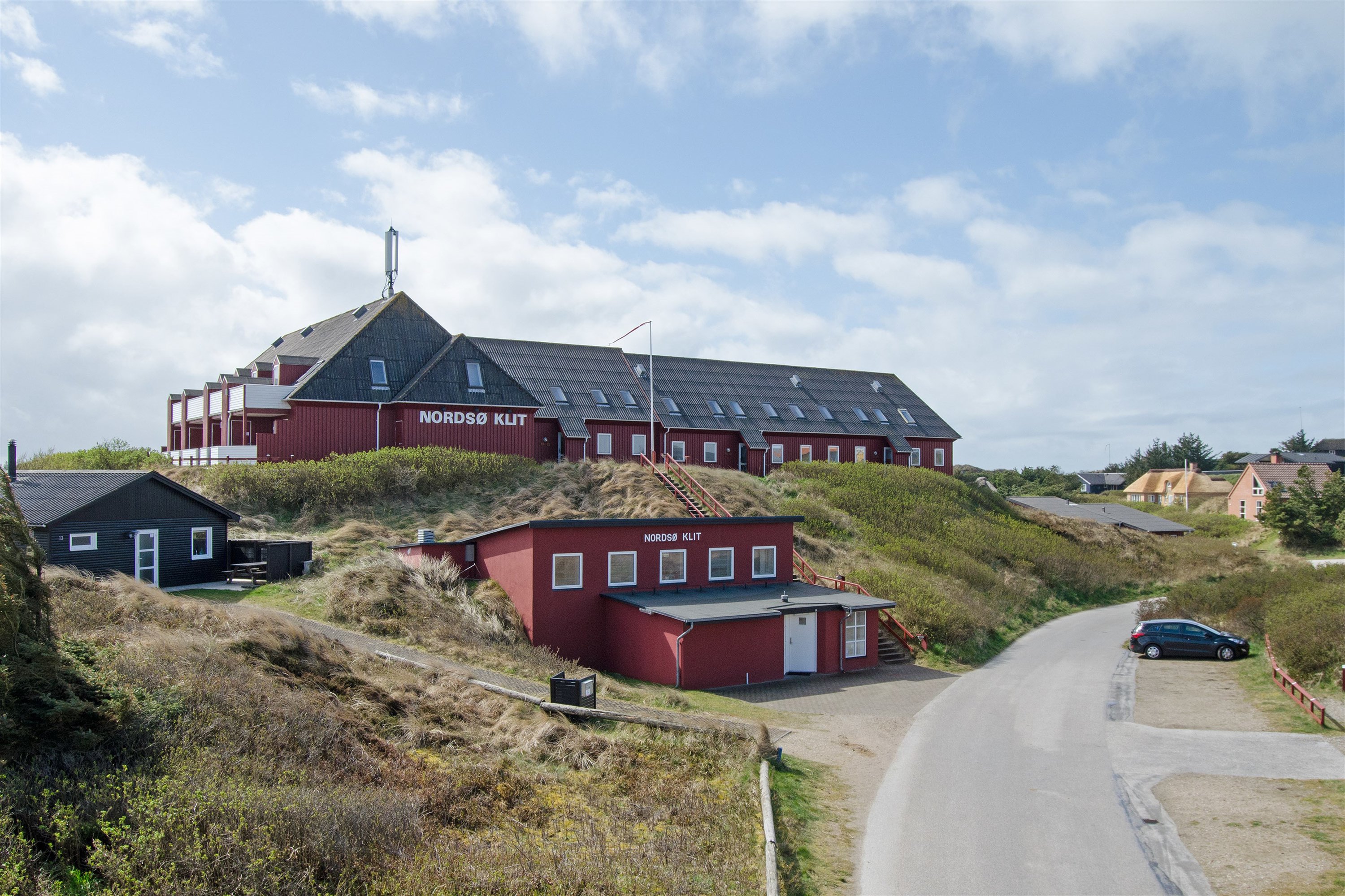 Miniaturebillede 1: ejendommen. Billede af Hjelmevej 15, 1. 15., Henne Strand, 6854 Henne