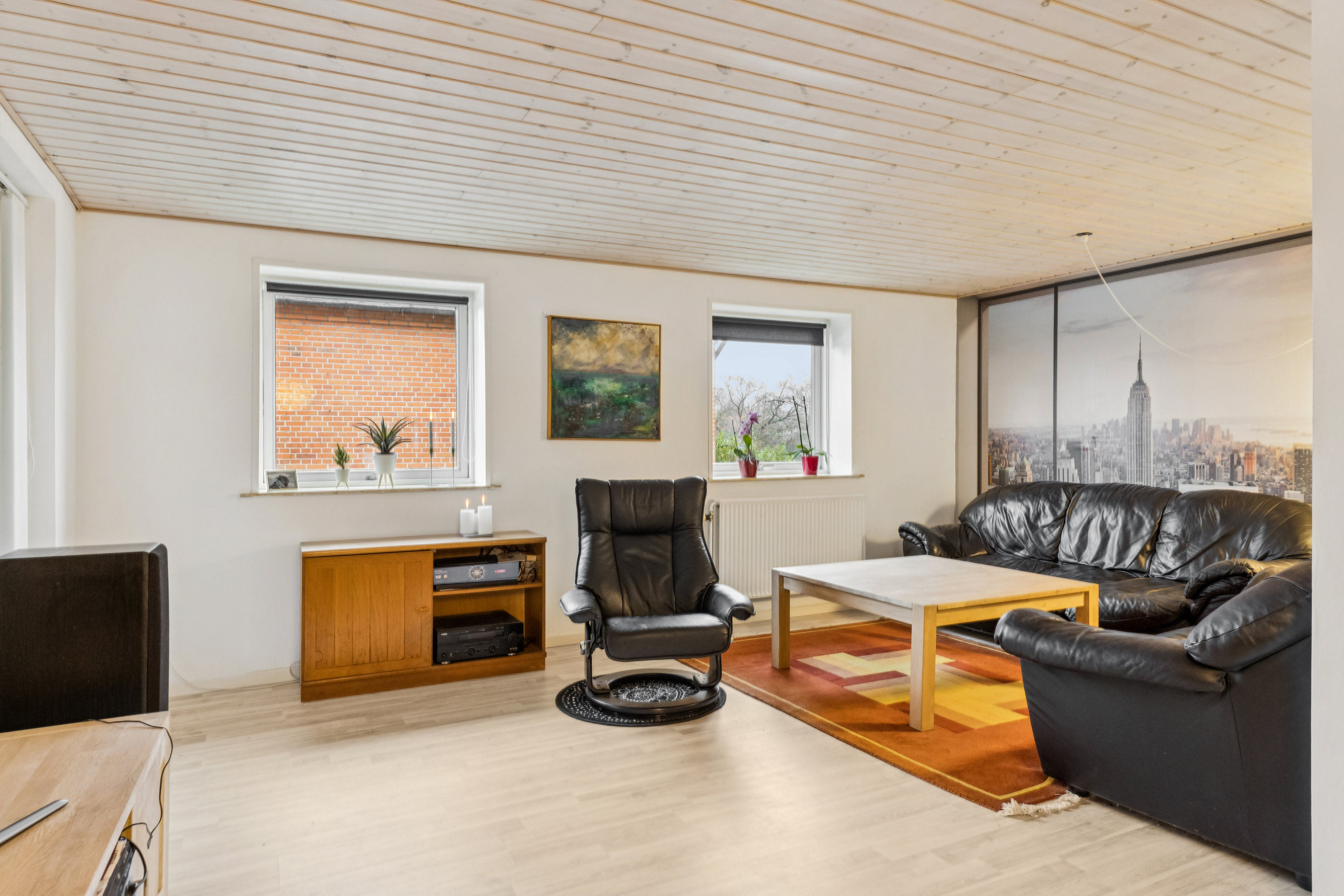 Fremhævet stue billede i fuldskærmstilstand. Billede af Frøslevvej 24, 6330 Padborg