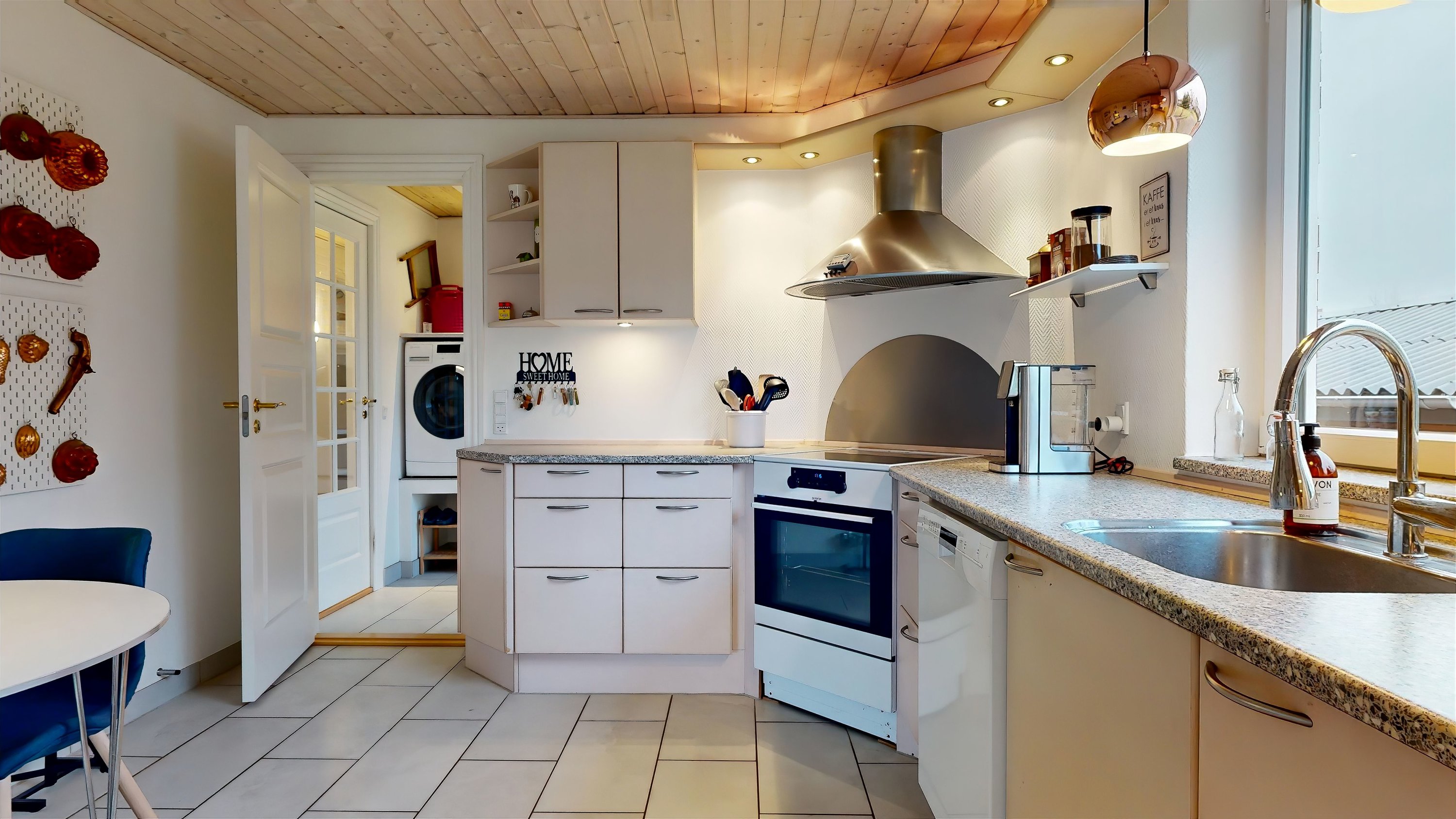 Fremhævet køkken billede i fuldskærmstilstand. Billede af Kristiansvej 5, Vorning, 8830 Tjele