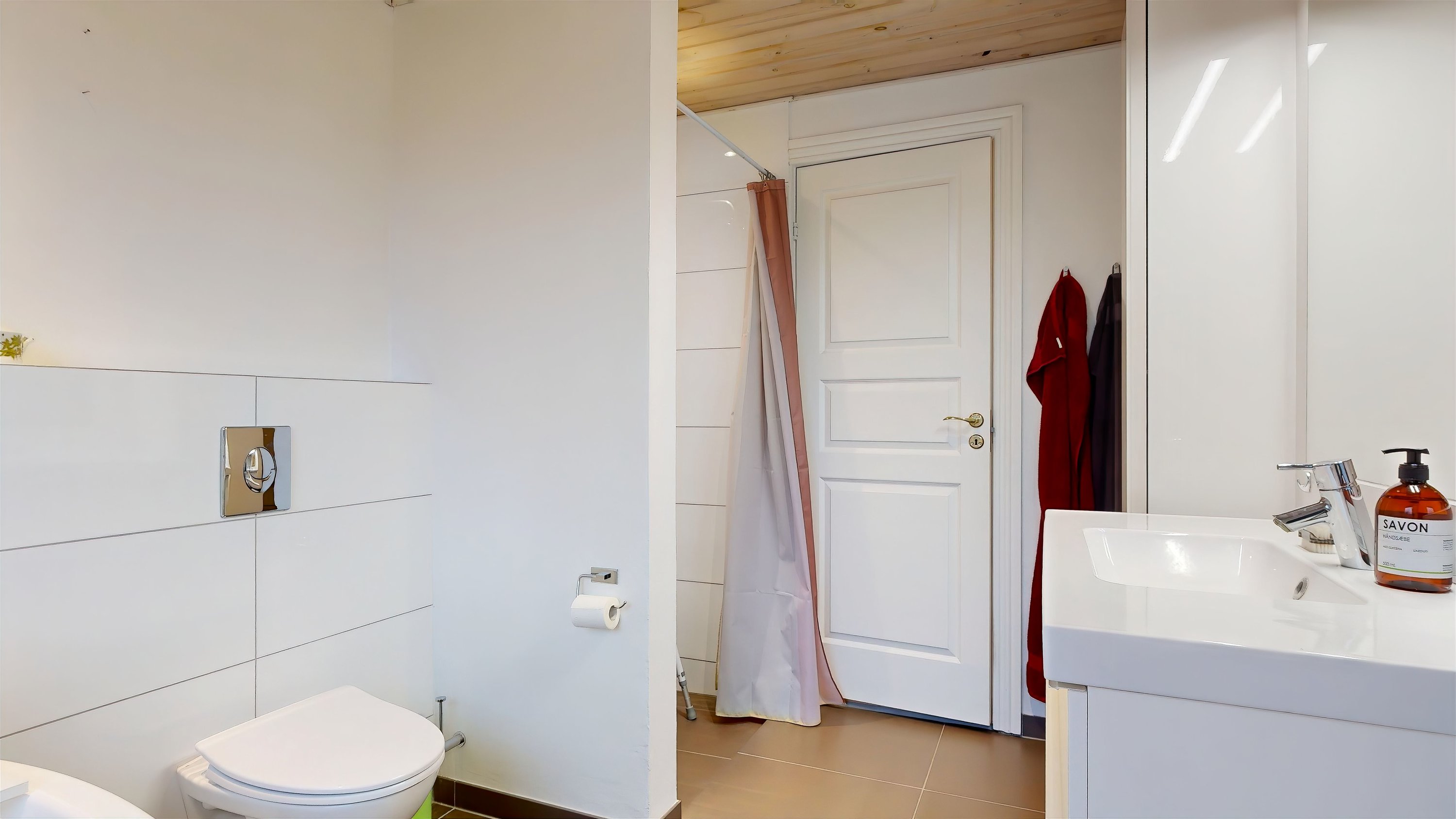 Fremhævet badeværelse billede i fuldskærmstilstand. Billede af Kristiansvej 5, Vorning, 8830 Tjele