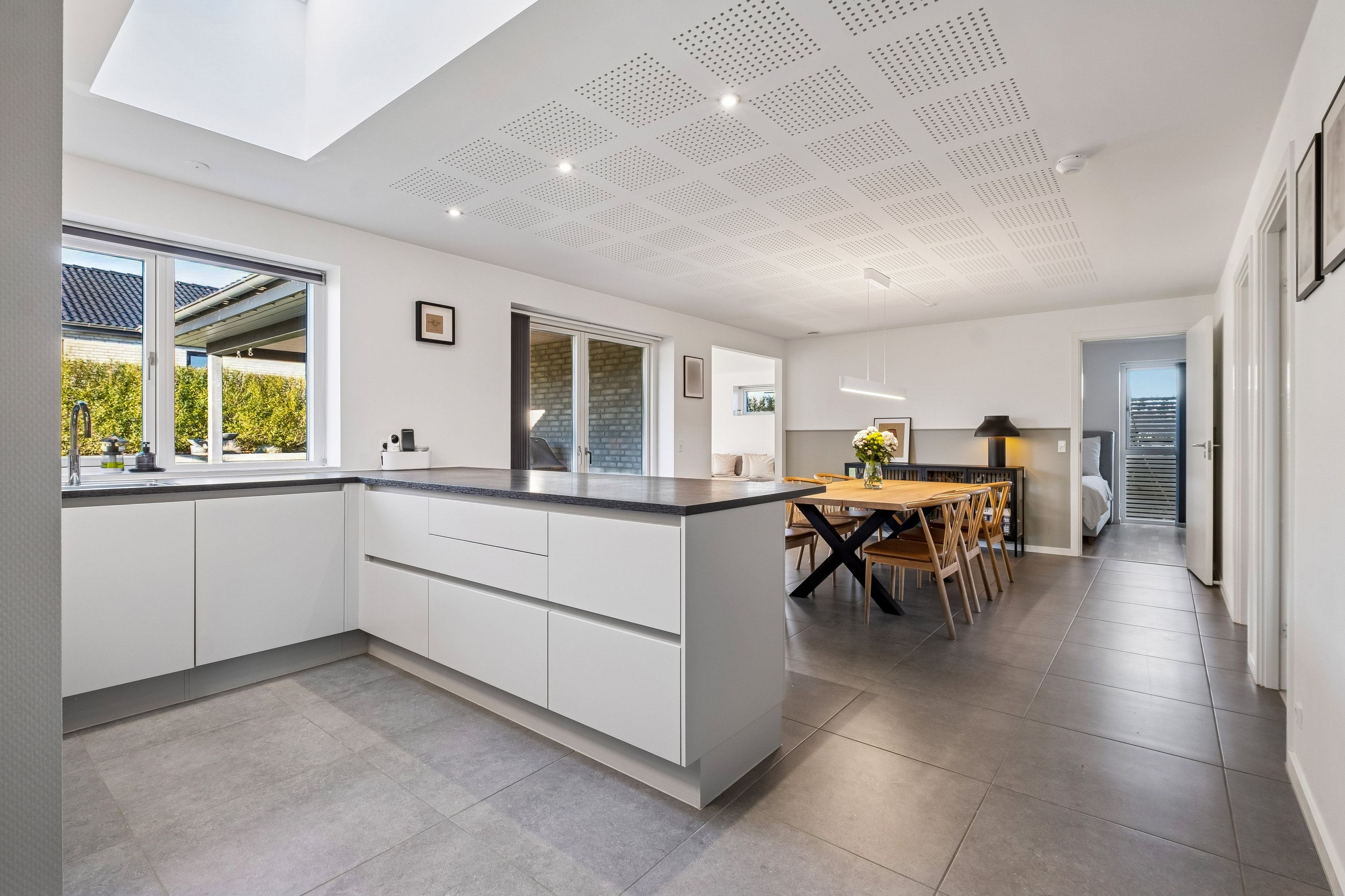 Fremhævet køkken billede i fuldskærmstilstand. Billede af Druehylden 56, Østerhåb, 8700 Horsens