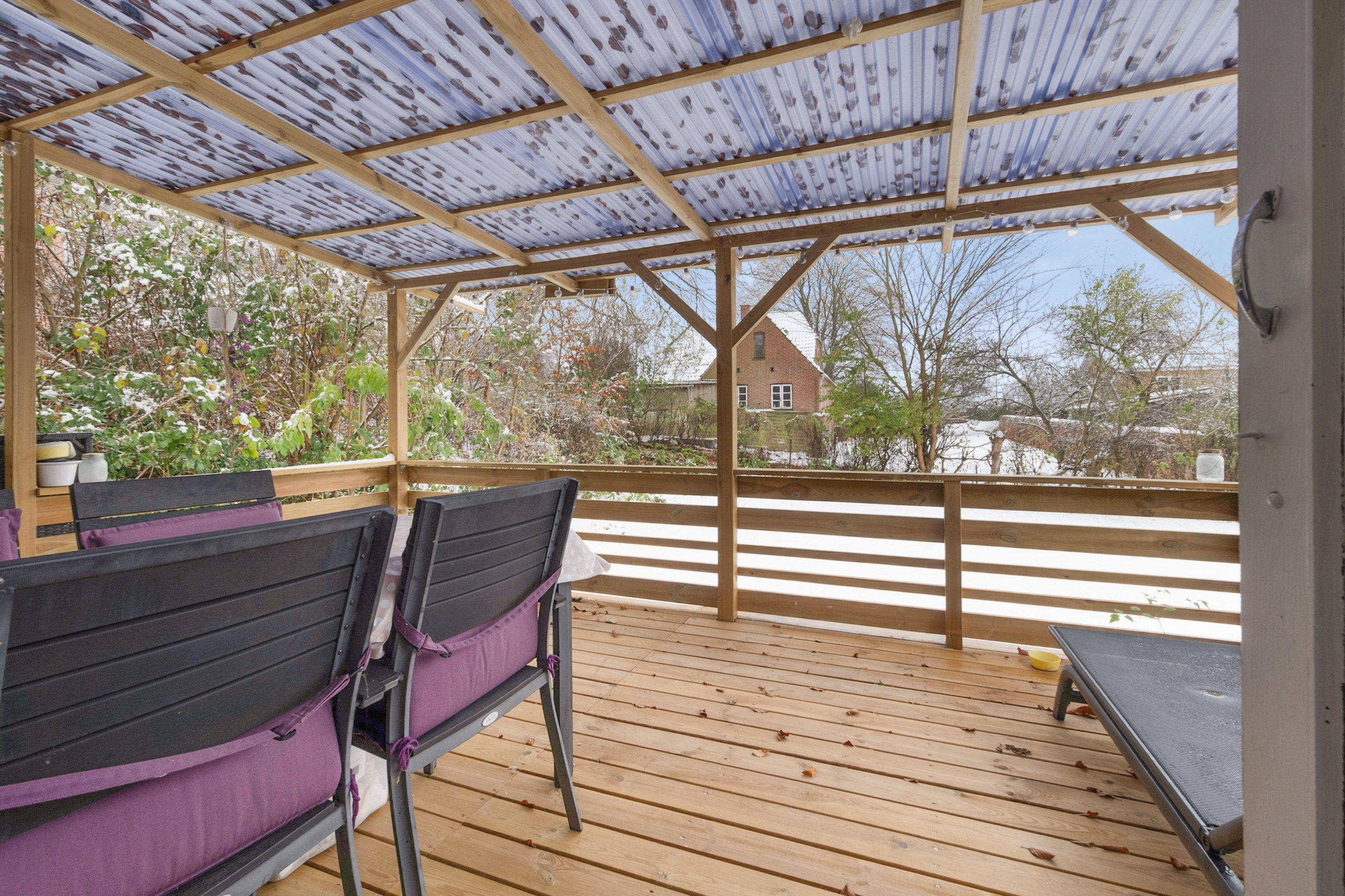 Fremhævet overdækket terrasse billede i fuldskærmstilstand. Billede af Humlevænget 6, 5771 Stenstrup