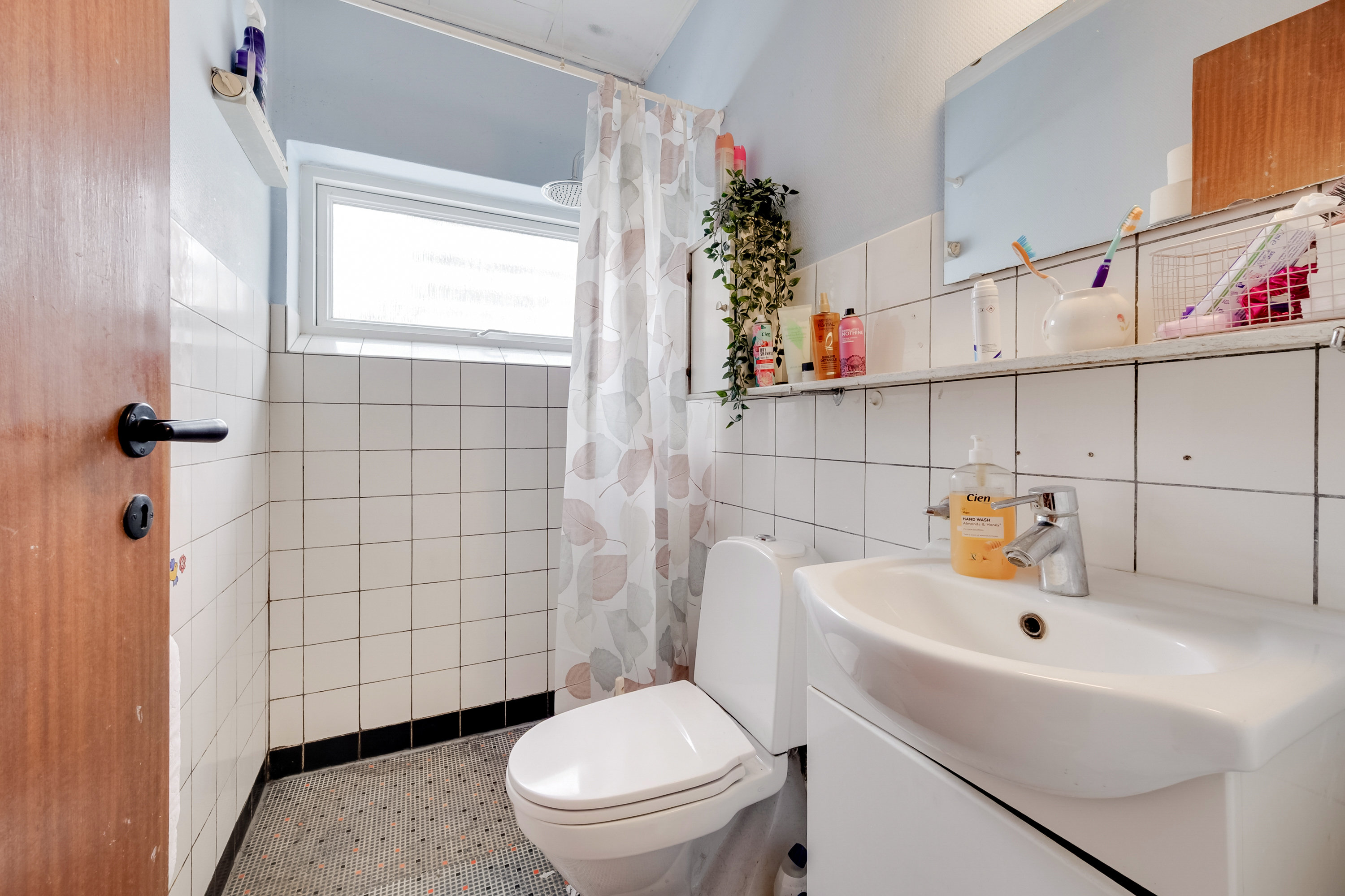 Fremhævet badeværelse billede i fuldskærmstilstand. Billede af Humlevænget 6, 5771 Stenstrup