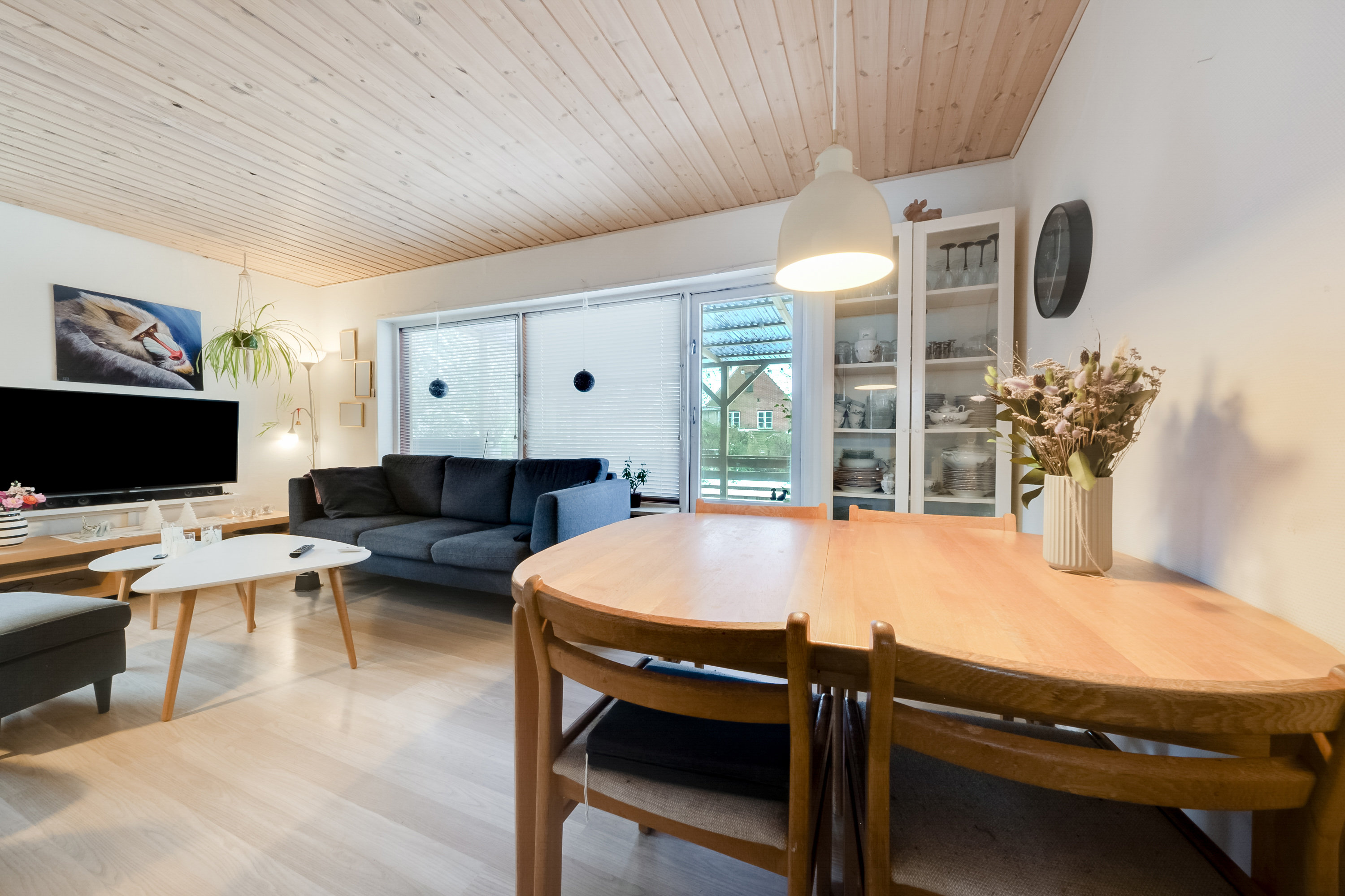 Fremhævet stue billede i fuldskærmstilstand. Billede af Humlevænget 6, 5771 Stenstrup