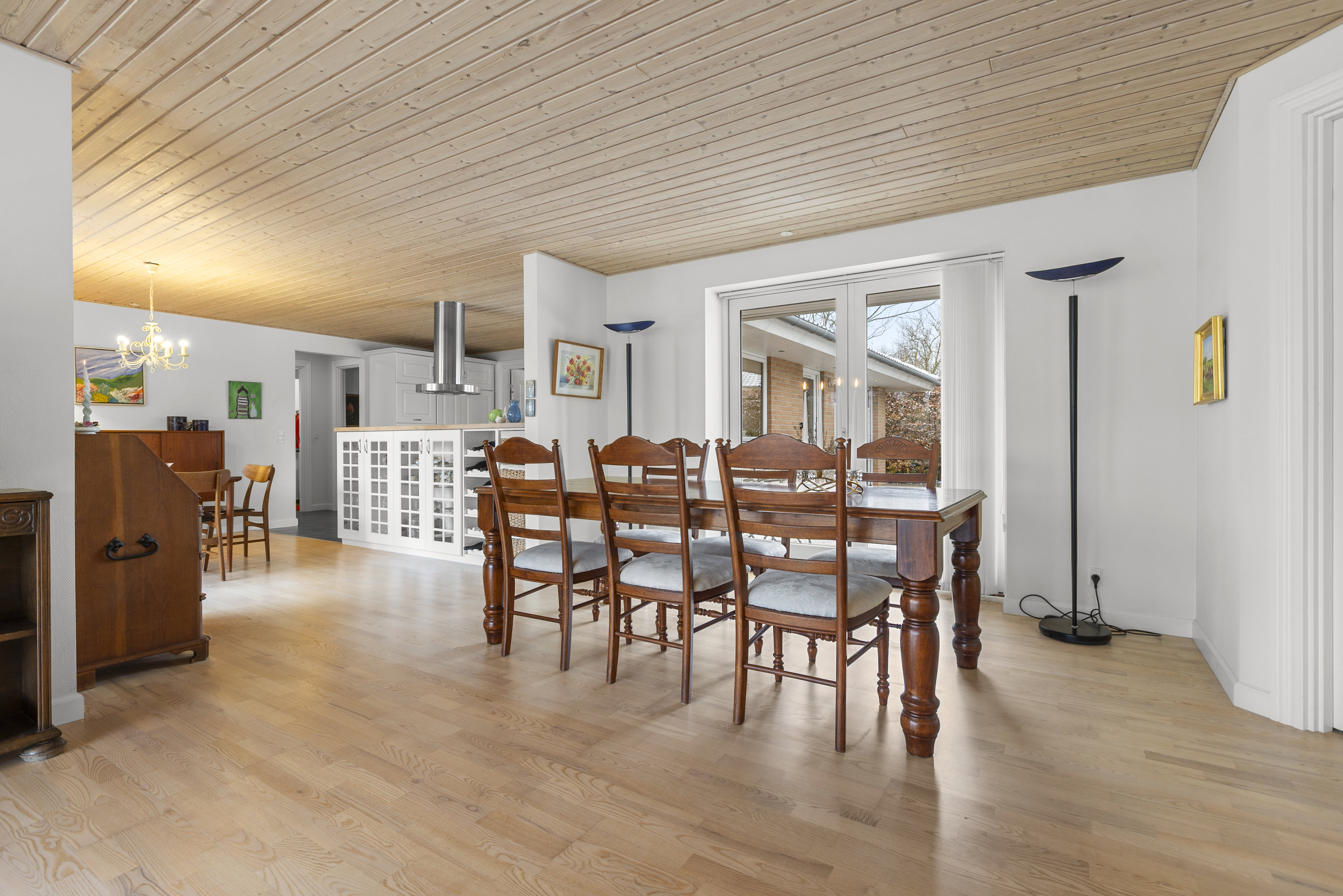 Fremhævet stue billede i fuldskærmstilstand. Billede af Ellebjergvej 27, 4450 Jyderup