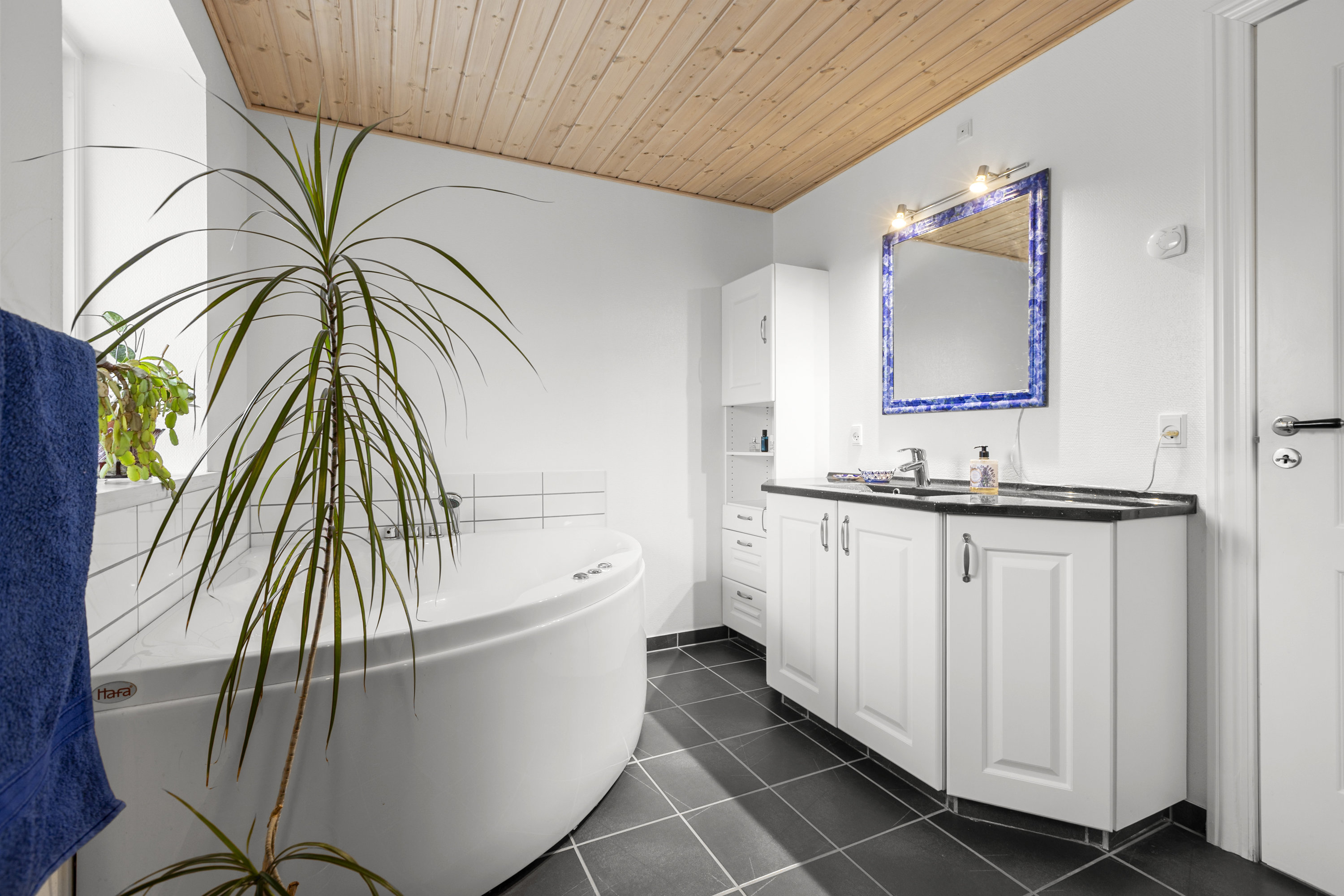 Fremhævet badeværelse billede i fuldskærmstilstand. Billede af Ellebjergvej 27, 4450 Jyderup