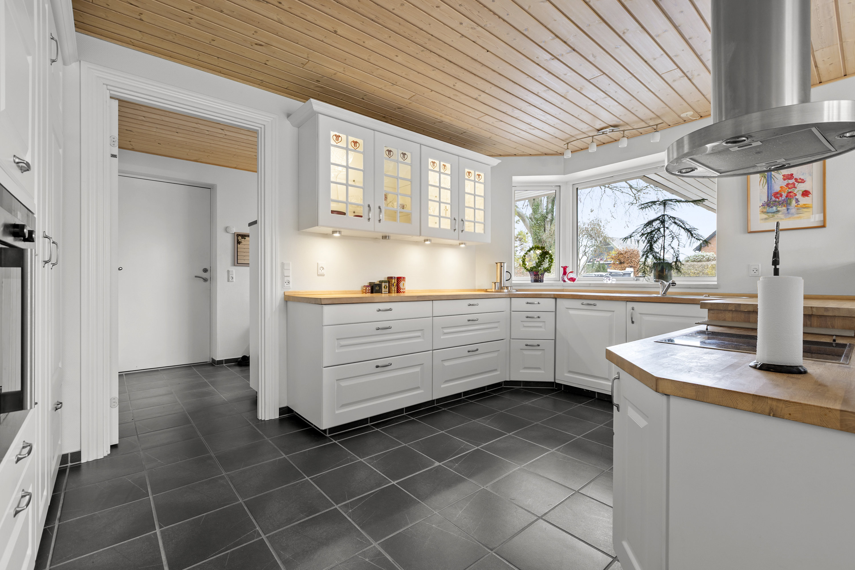 Fremhævet køkken billede i fuldskærmstilstand. Billede af Ellebjergvej 27, 4450 Jyderup