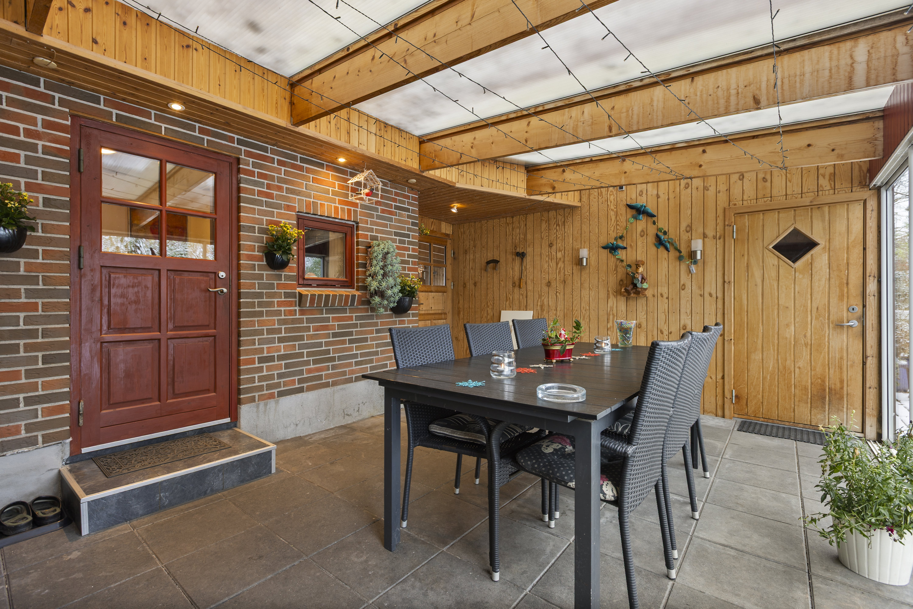 Fremhævet udestue billede i fuldskærmstilstand. Billede af Asmindrup 24, 4400 Kalundborg