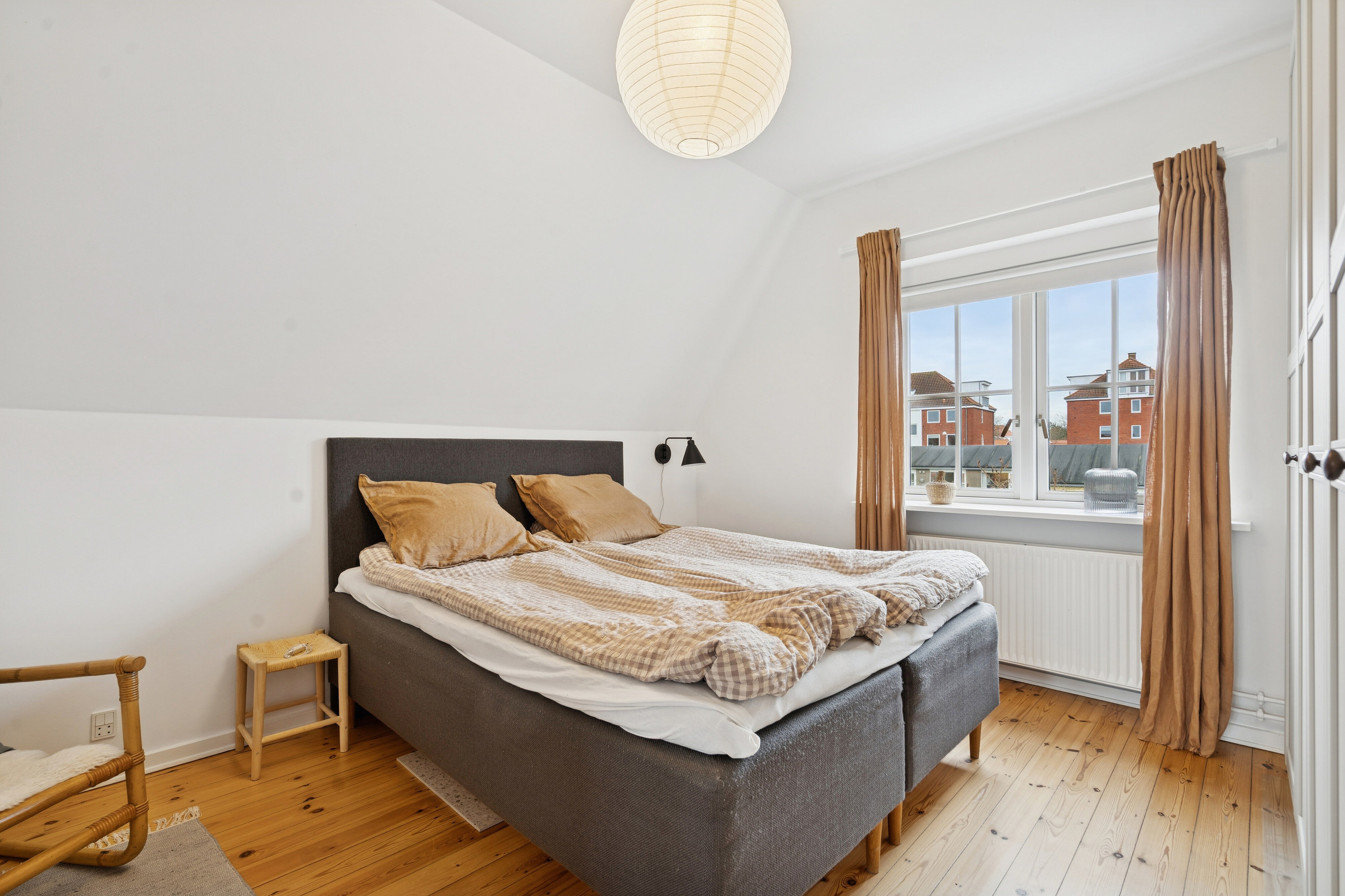 Fremhævet soveværelse billede i fuldskærmstilstand. Billede af Tesdorpfsvej 53, 5000 Odense C
