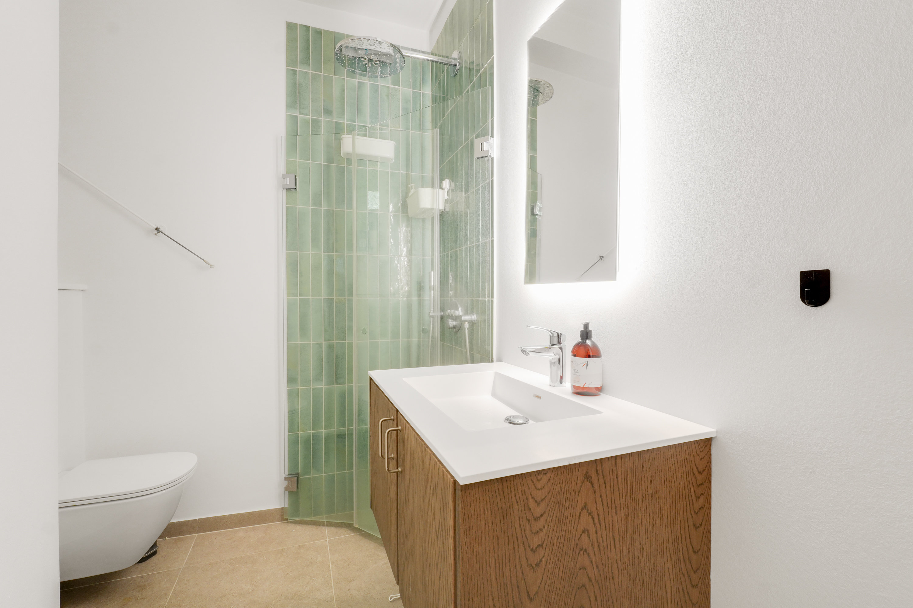 Fremhævet andet billede i fuldskærmstilstand. Billede af Grundtvigsvej 18, st.. mf., 1864 Frederiksberg C