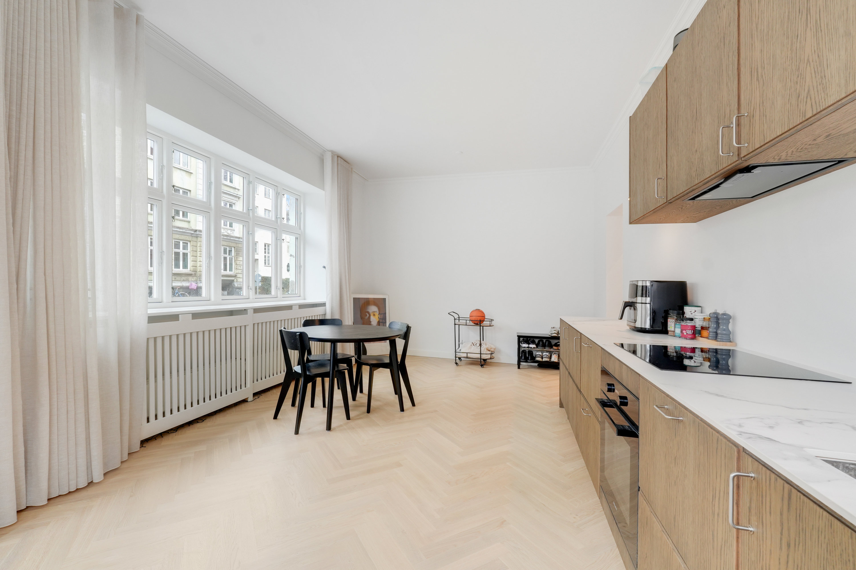 Fremhævet andet billede i fuldskærmstilstand. Billede af Grundtvigsvej 18, st.. mf., 1864 Frederiksberg C