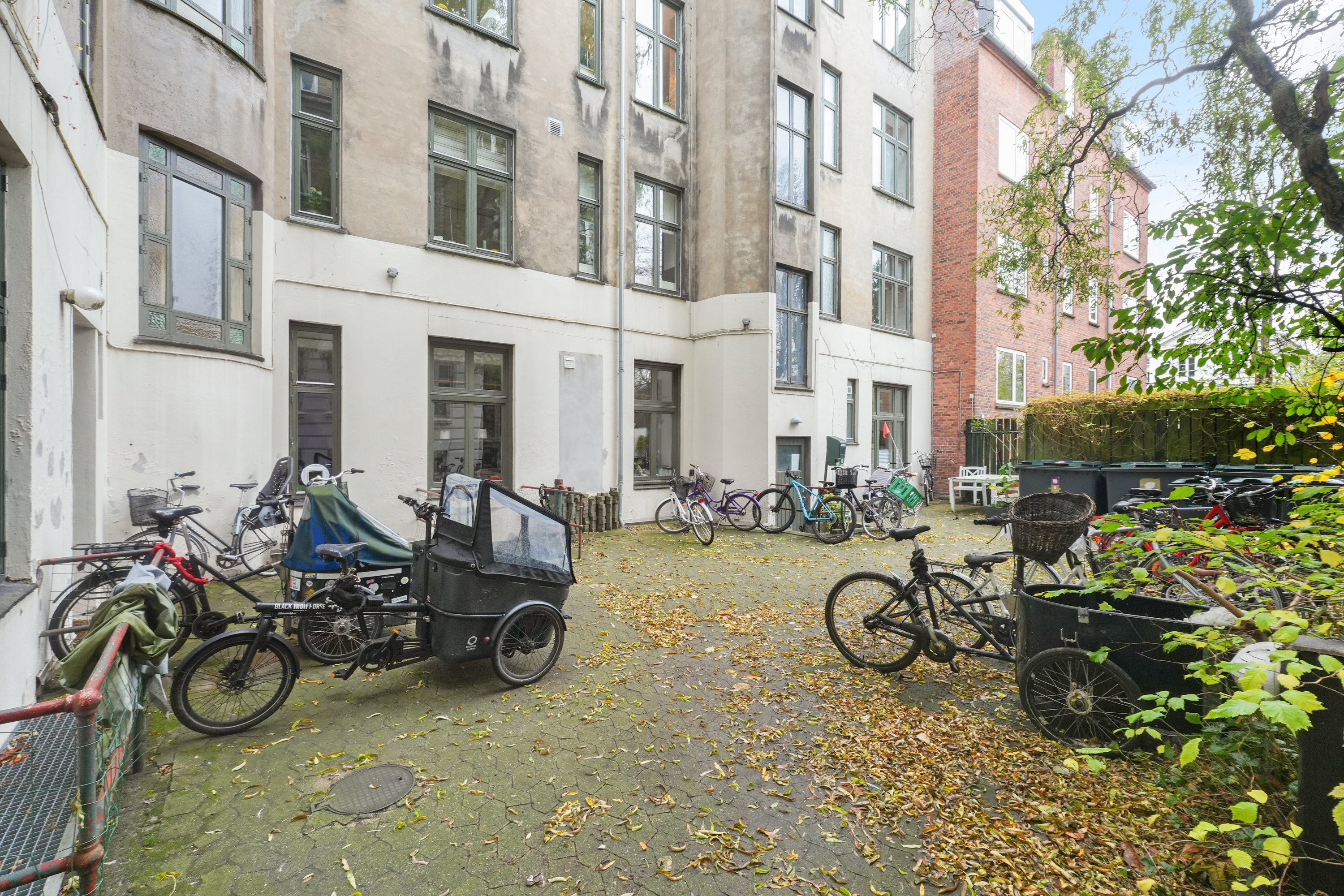 Fremhævet andet billede i fuldskærmstilstand. Billede af Grundtvigsvej 18, st.. mf., 1864 Frederiksberg C