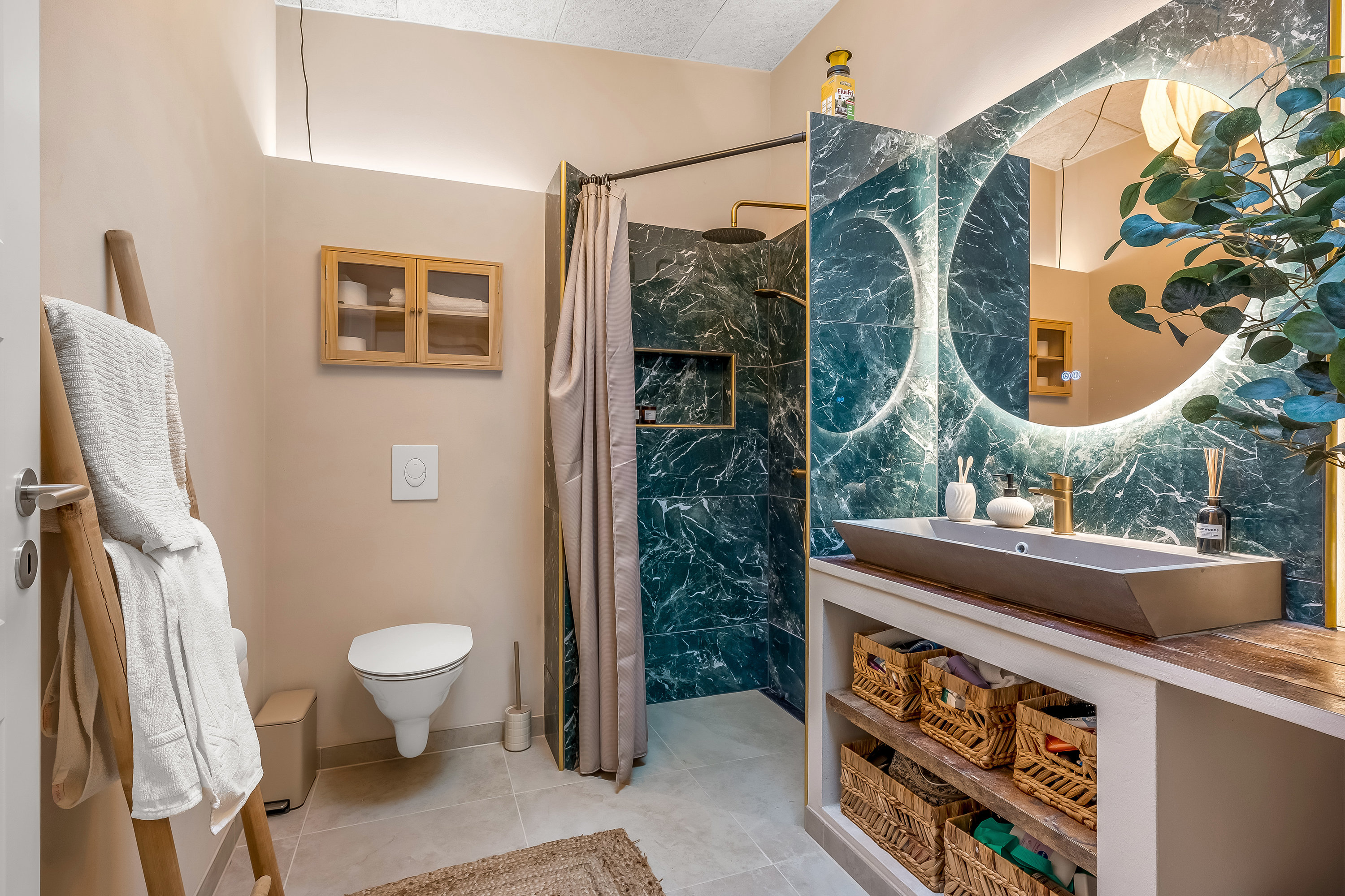 Fremhævet badeværelse billede i fuldskærmstilstand. Billede af Sikahjorten 12, Halgårde, 7500 Holstebro