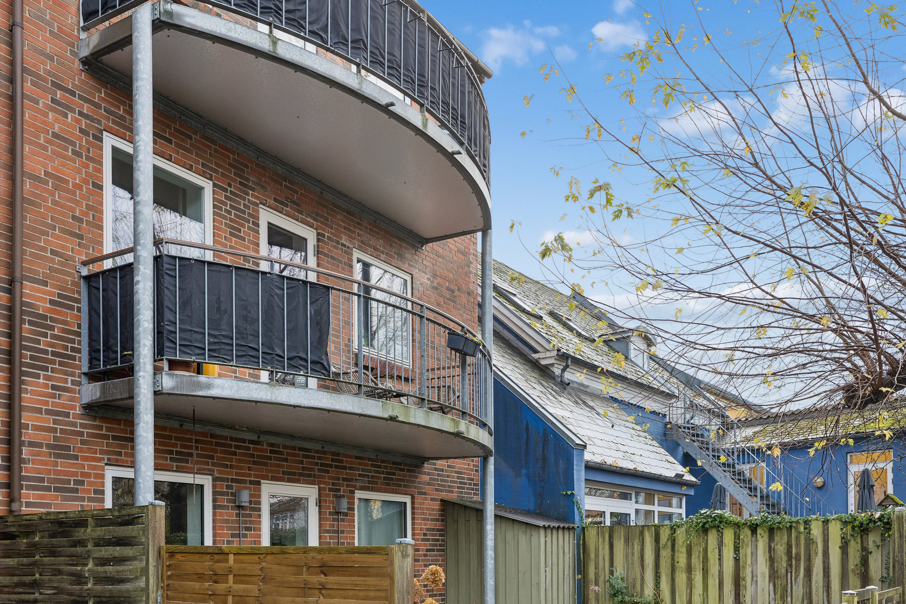 Fremhævet andet billede i fuldskærmstilstand. Billede af Albanigade 67, 1. 7., 5000 Odense C