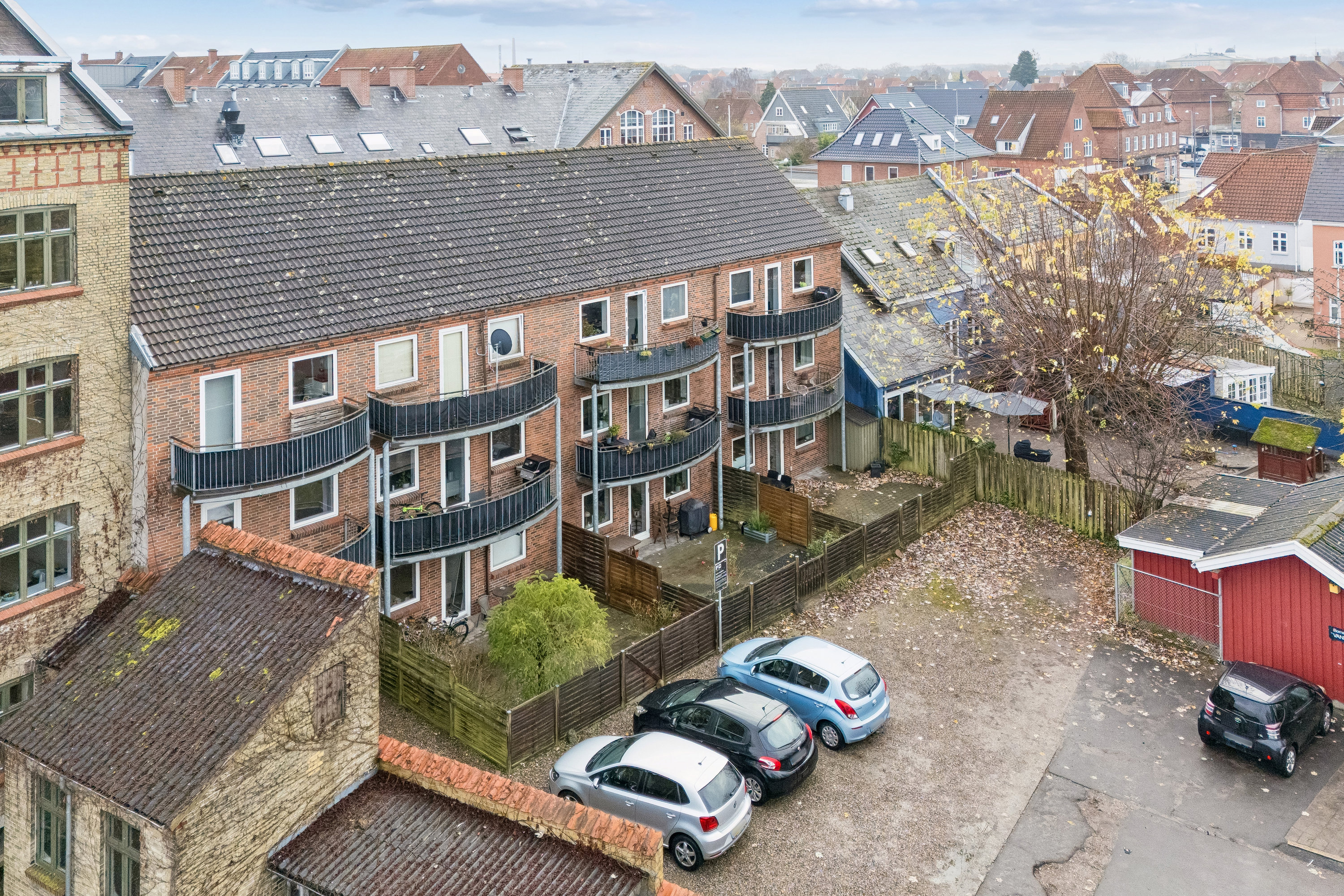 Fremhævet andet billede i fuldskærmstilstand. Billede af Albanigade 67, 1. 7., 5000 Odense C