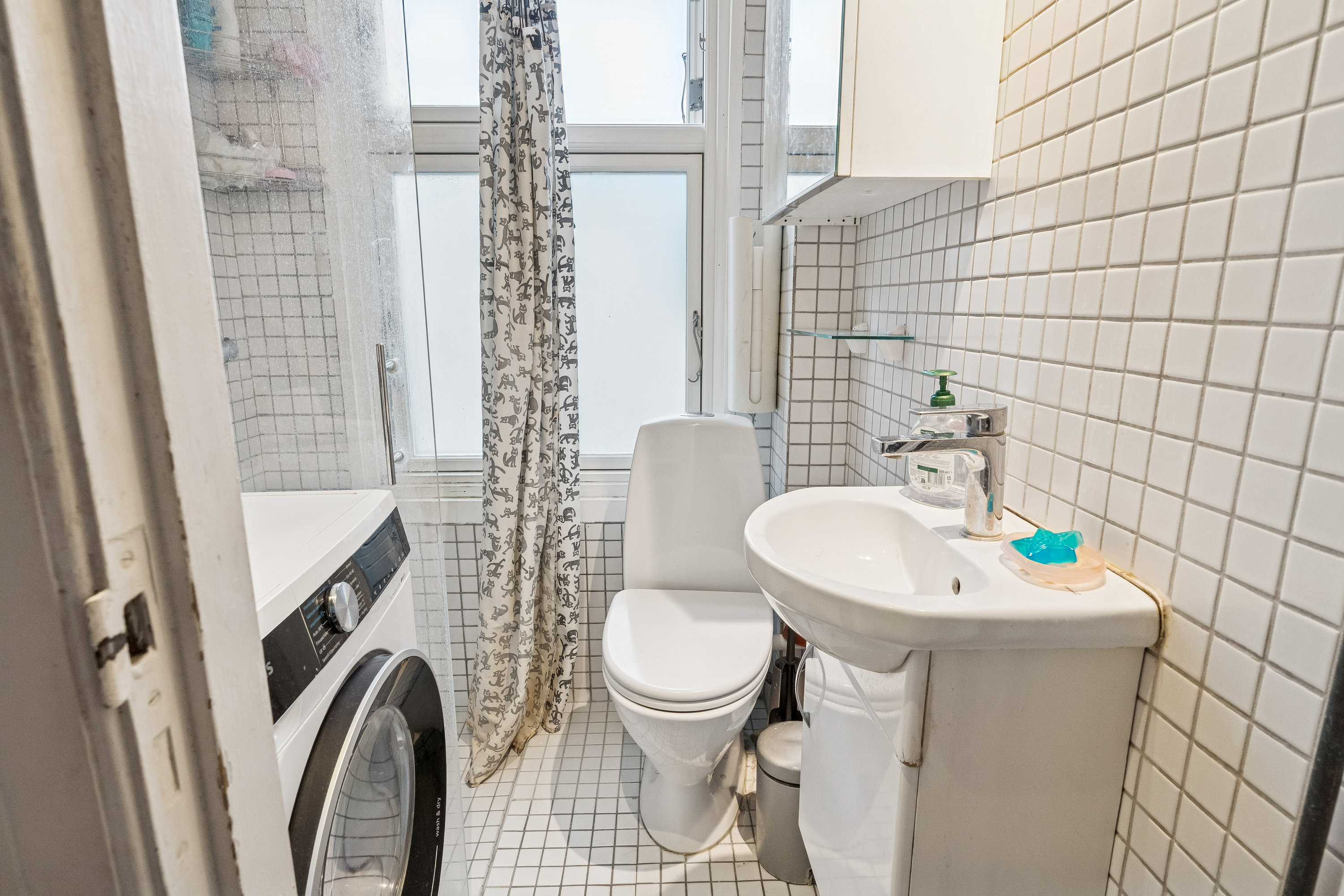 Fremhævet badeværelse billede i fuldskærmstilstand. Billede af Store Kongensgade 76, 5., 1264 København K