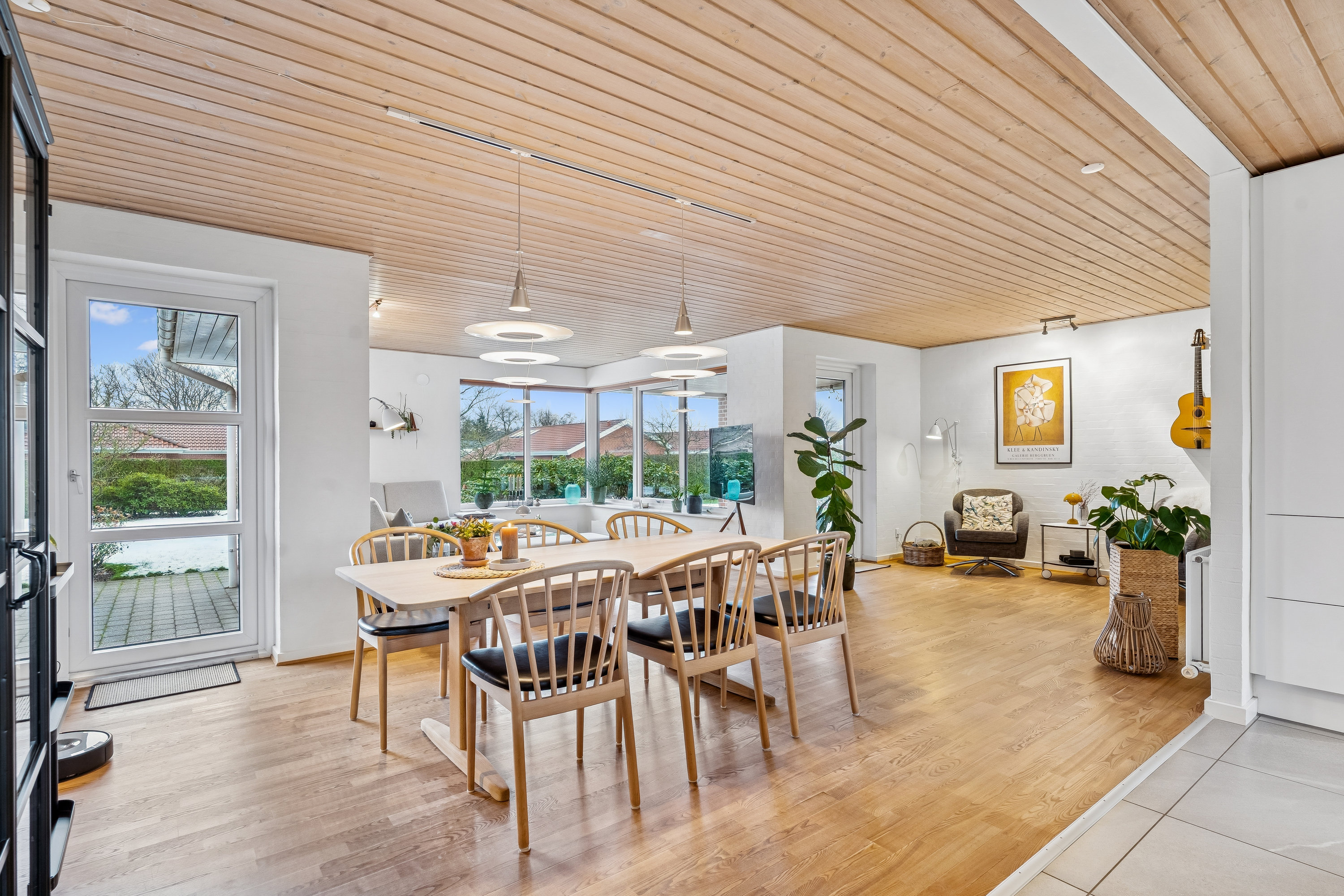 Fremhævet spisestue billede i fuldskærmstilstand. Billede af Årupvænget 23, 8722 Hedensted