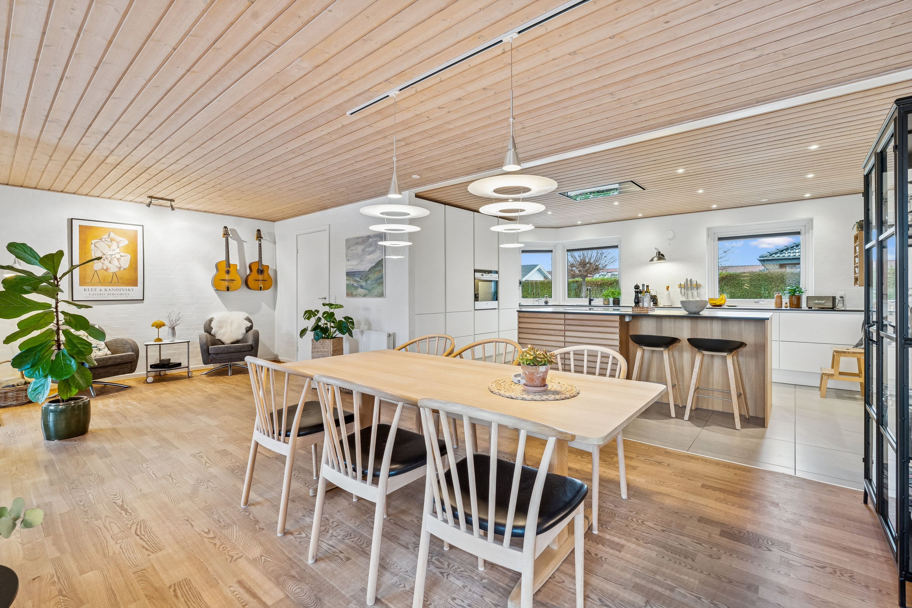 Fremhævet spisestue billede i fuldskærmstilstand. Billede af Årupvænget 23, 8722 Hedensted