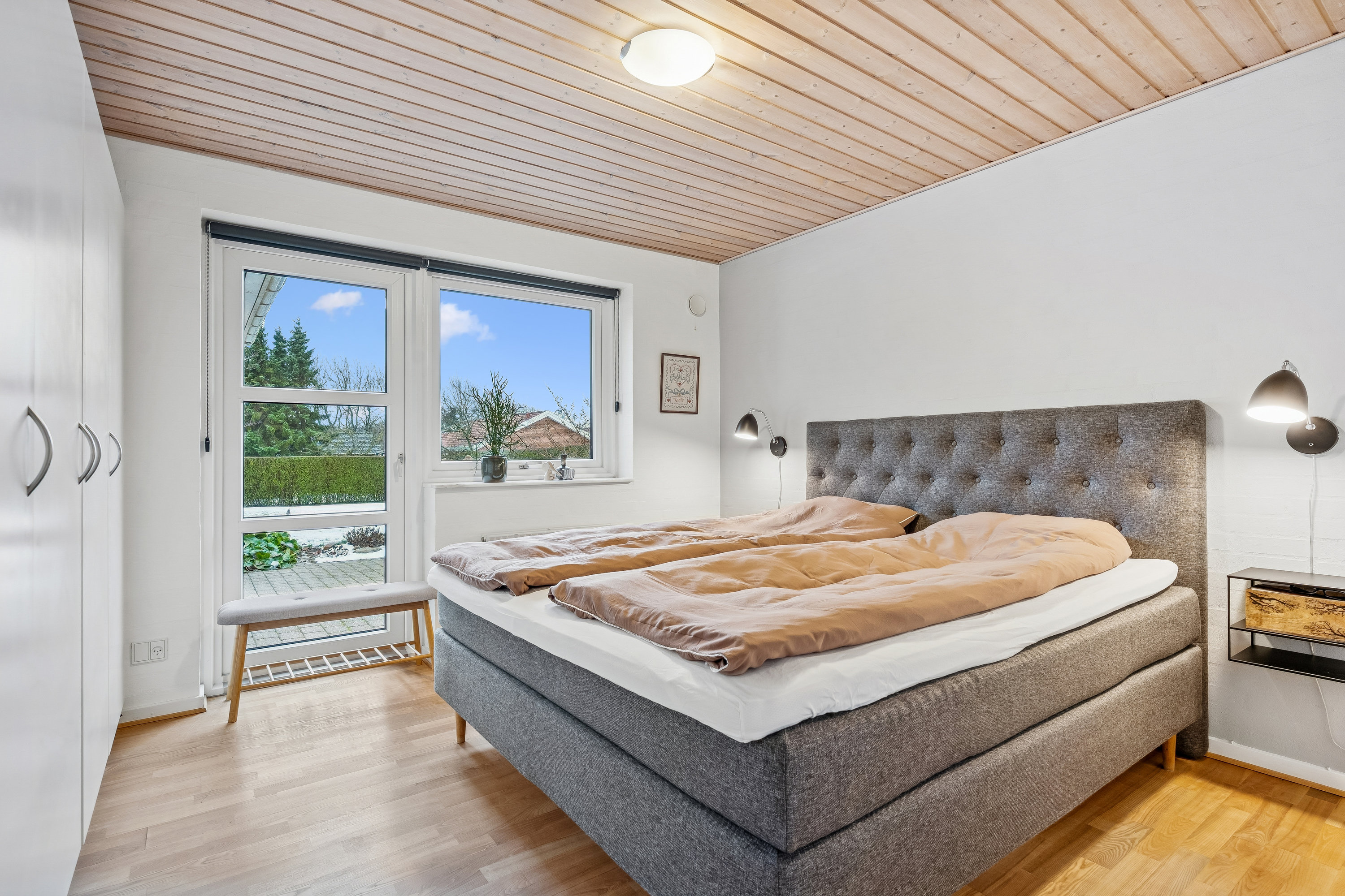 Fremhævet soveværelse billede i fuldskærmstilstand. Billede af Årupvænget 23, 8722 Hedensted