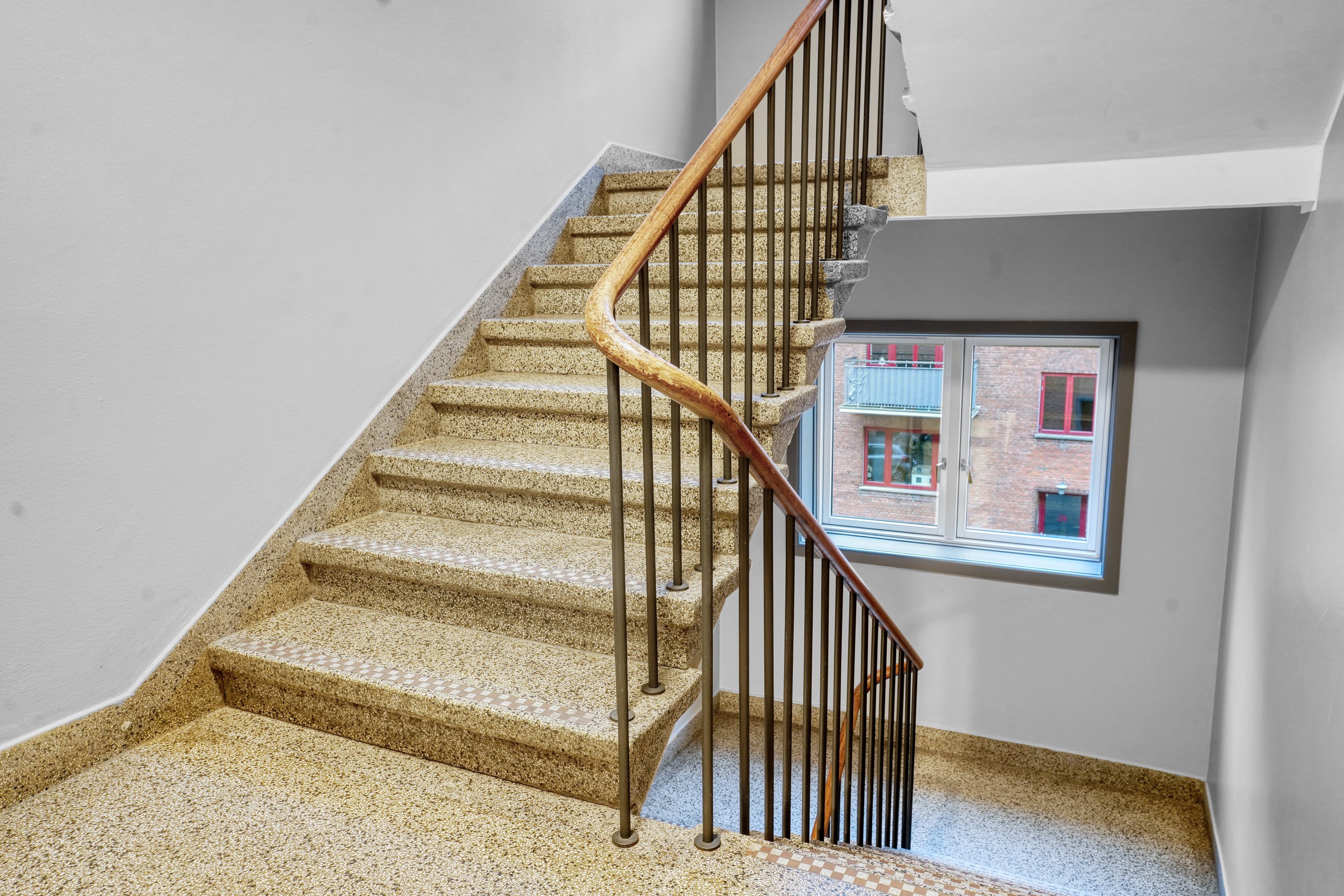 Fremhævet opgang billede i fuldskærmstilstand. Billede af Lauravej 23, 2. tv., 2500 Valby