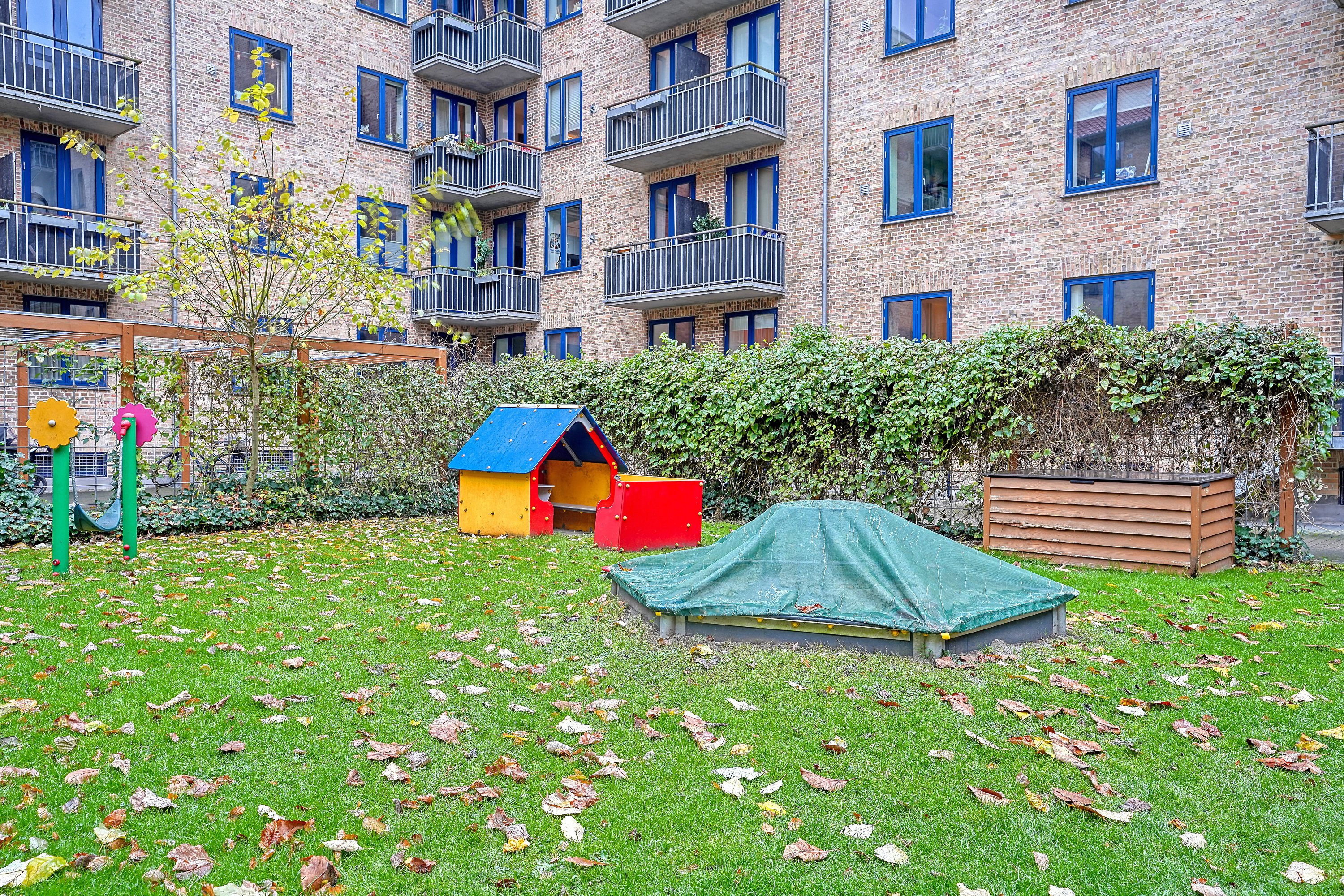 Fremhævet område billede i fuldskærmstilstand. Billede af Lauravej 23, 2. tv., 2500 Valby