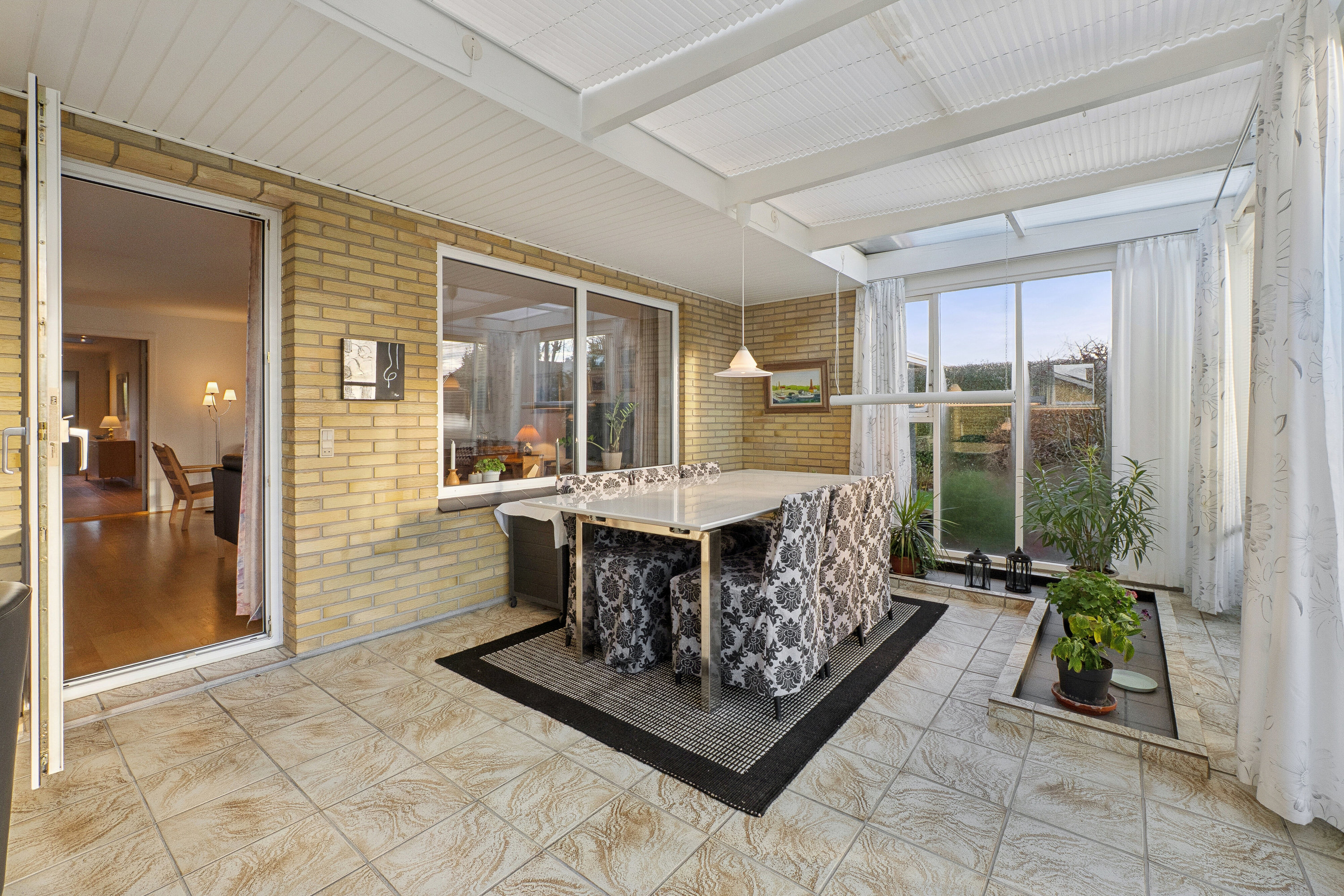 Fremhævet udestue billede i fuldskærmstilstand. Billede af Skolevænget 34, Tingstrup, 7700 Thisted