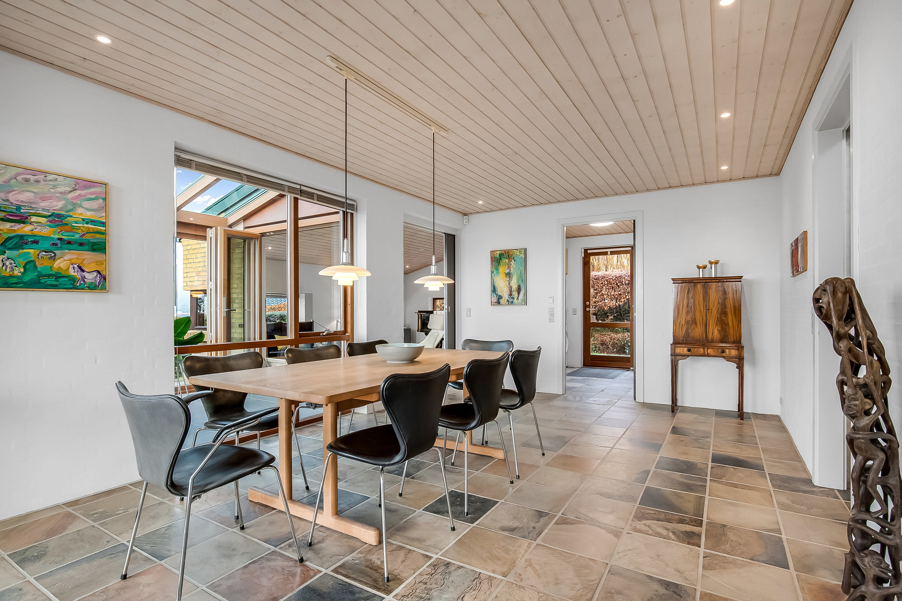 Fremhævet stue billede i fuldskærmstilstand. Billede af Krintelsvej 8, 7120 Vejle Øst