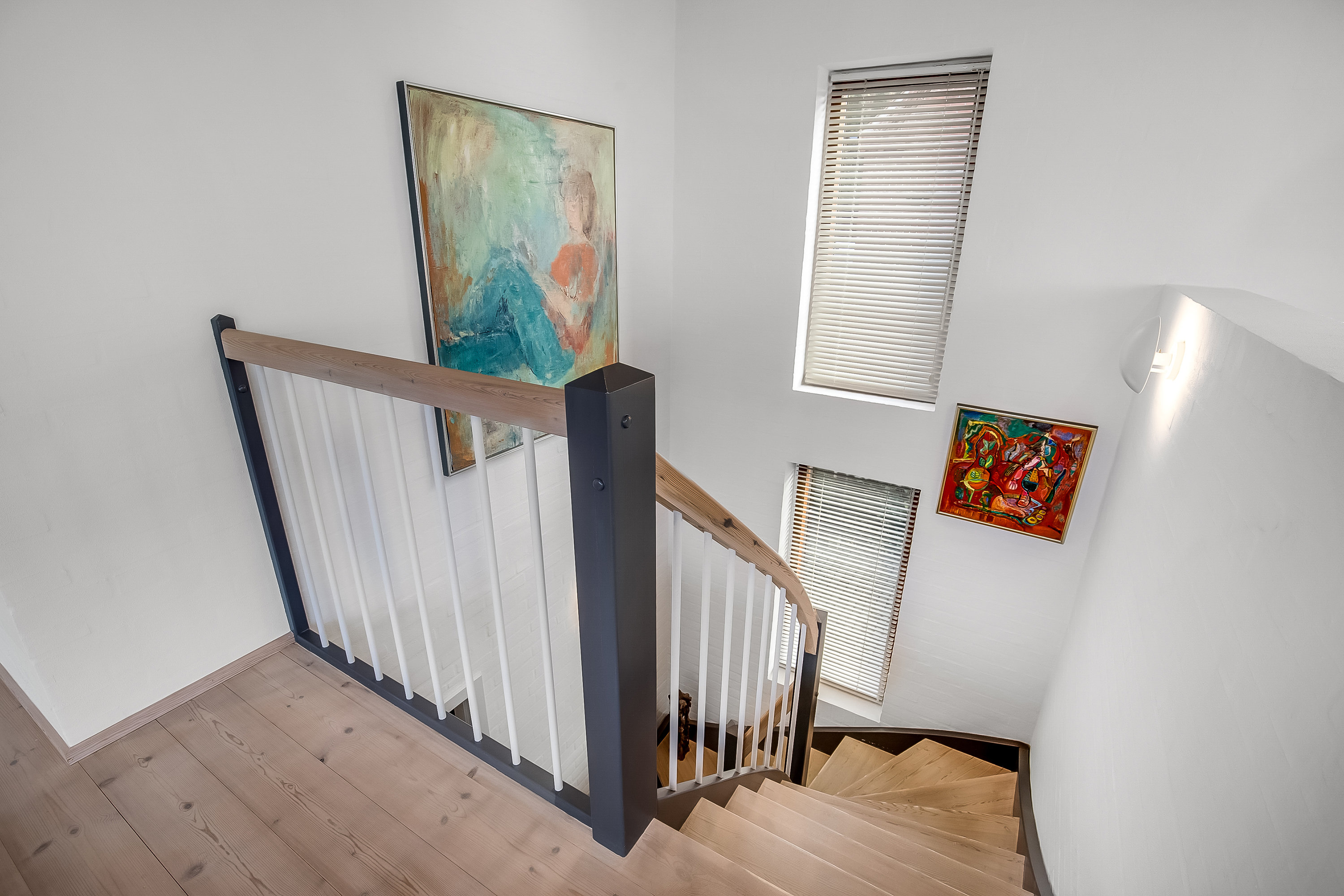 Fremhævet trappe billede i fuldskærmstilstand. Billede af Krintelsvej 8, 7120 Vejle Øst