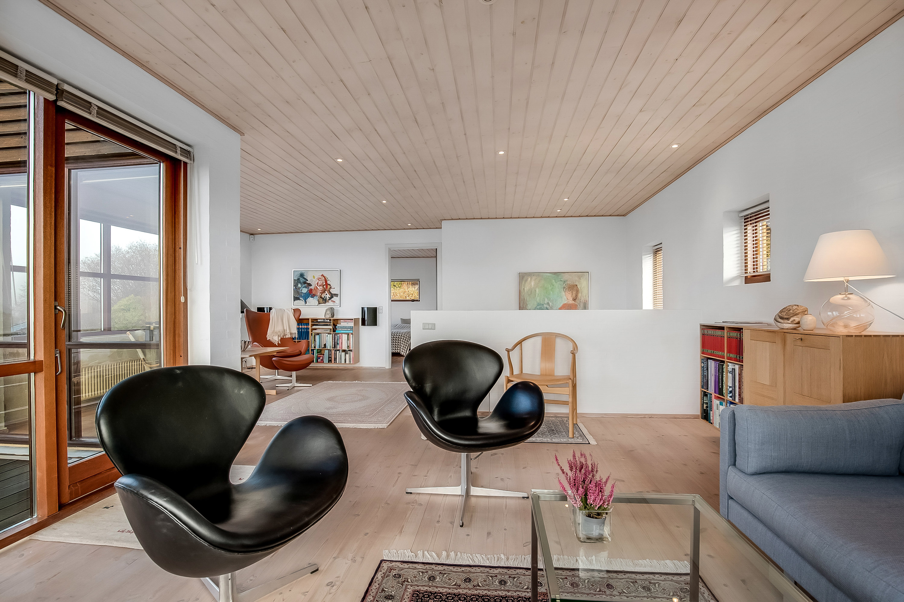 Fremhævet stue billede i fuldskærmstilstand. Billede af Krintelsvej 8, 7120 Vejle Øst