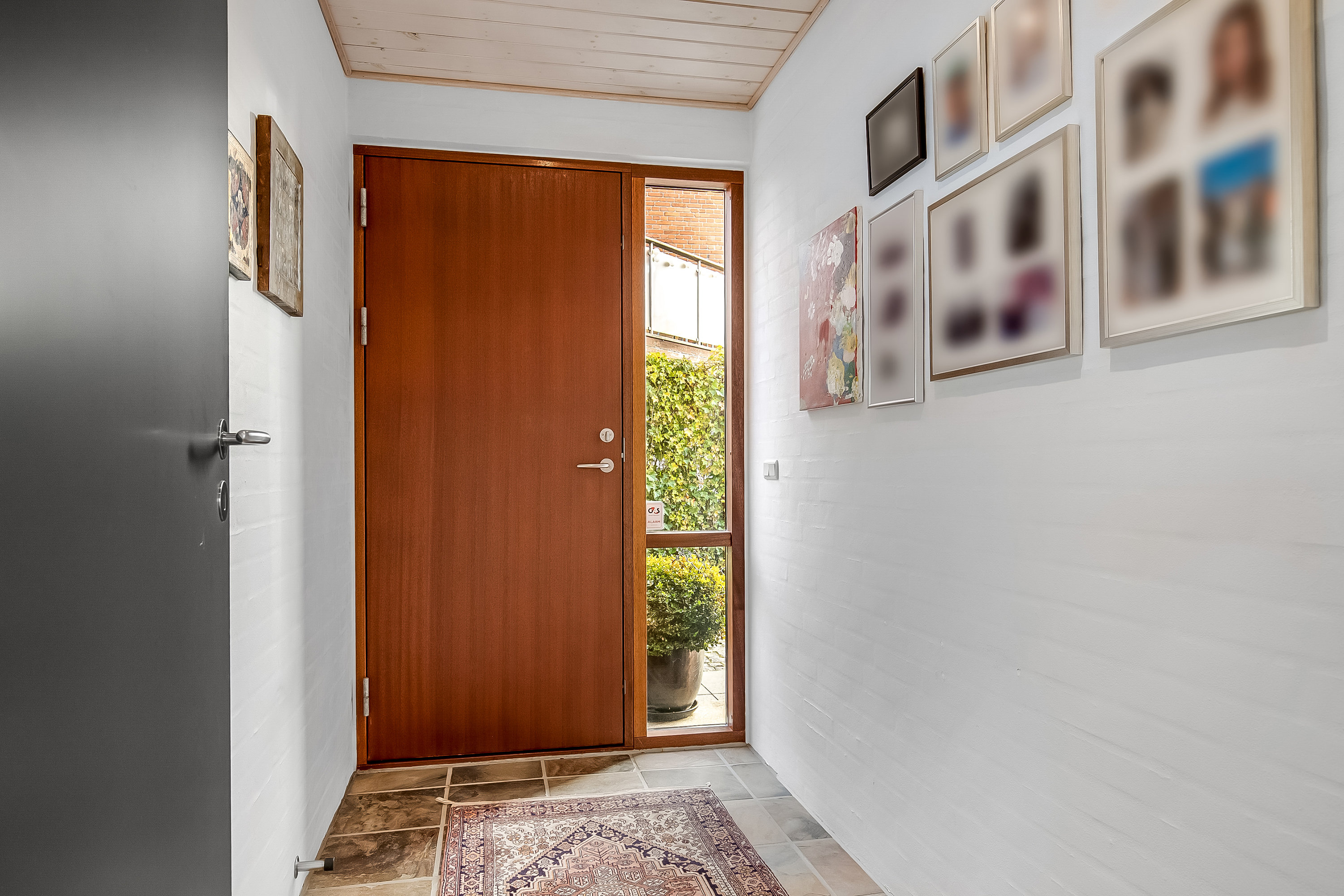 Fremhævet entré billede i fuldskærmstilstand. Billede af Krintelsvej 8, 7120 Vejle Øst