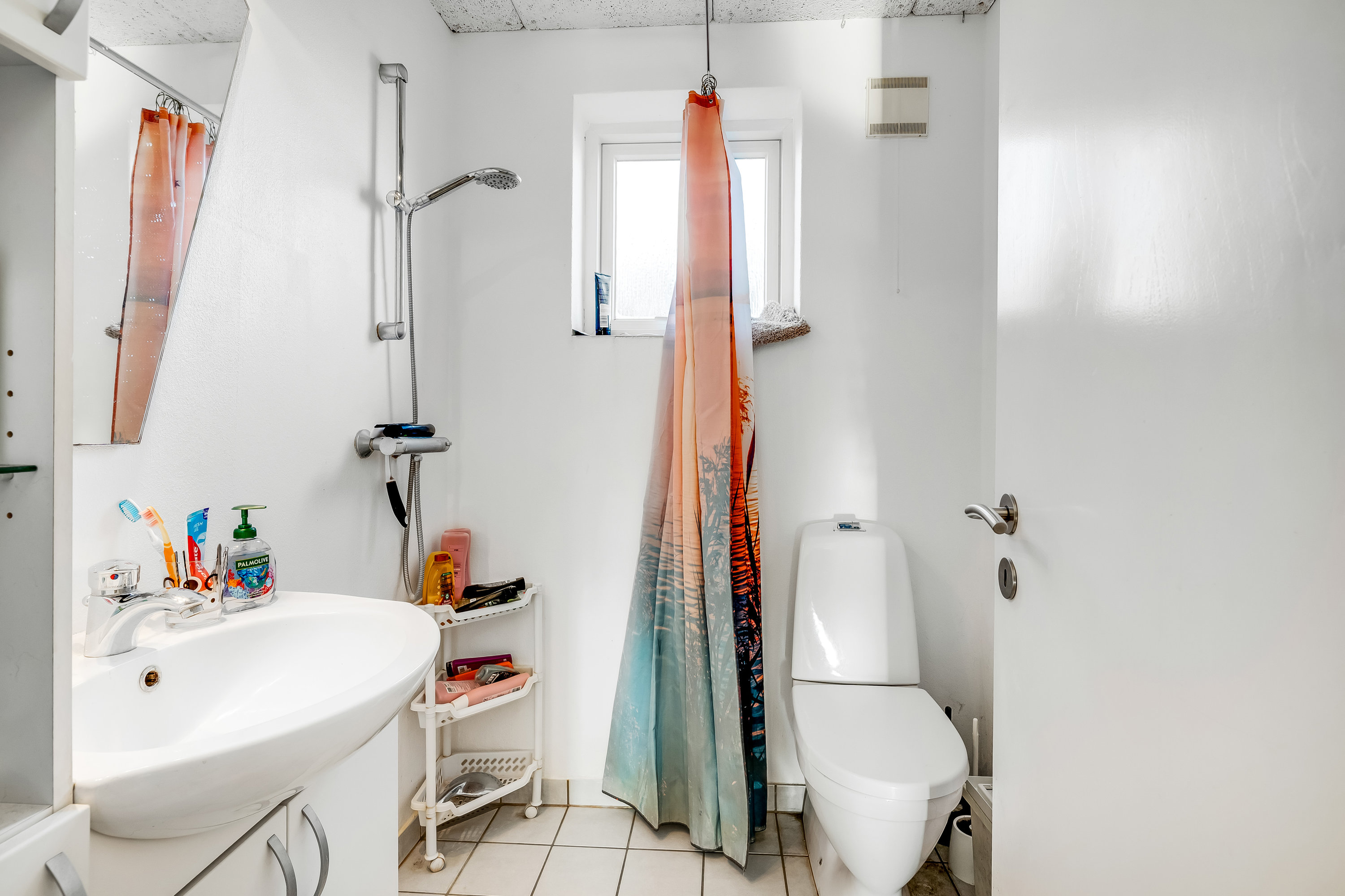 Fremhævet badeværelse billede i fuldskærmstilstand. Billede af Viborgvej 105, Mejrup, 7500 Holstebro