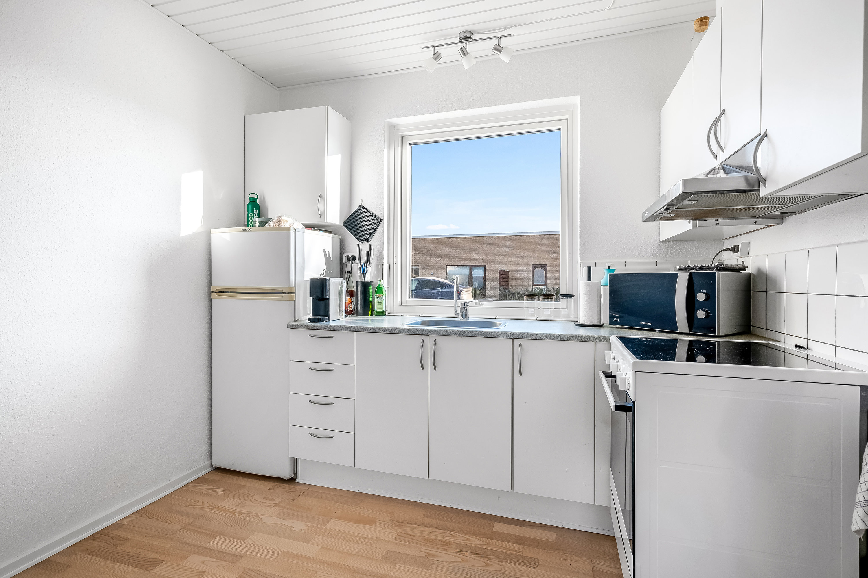 Fremhævet køkken billede i fuldskærmstilstand. Billede af Odinsvej 11, 7500 Holstebro