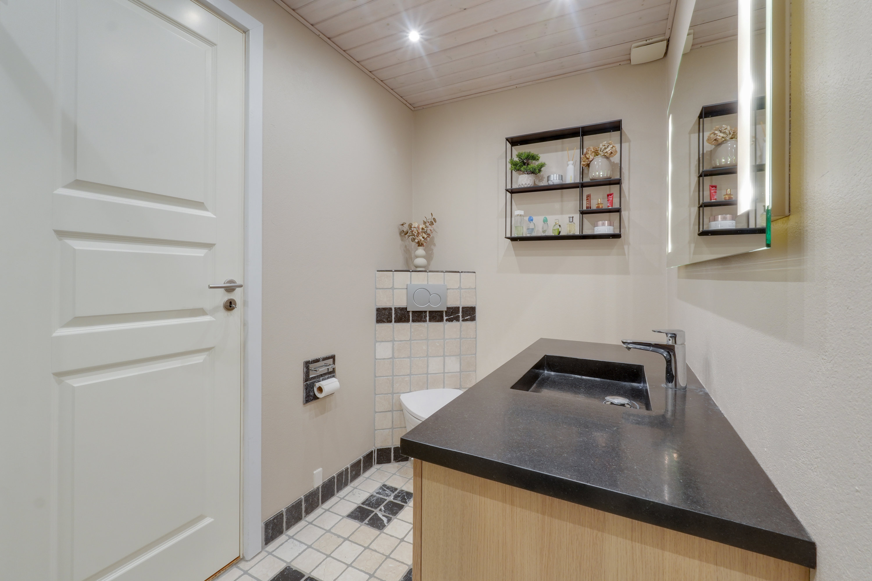 Fremhævet andet billede i fuldskærmstilstand. Billede af Jægerbuen 89, 2635 Ishøj