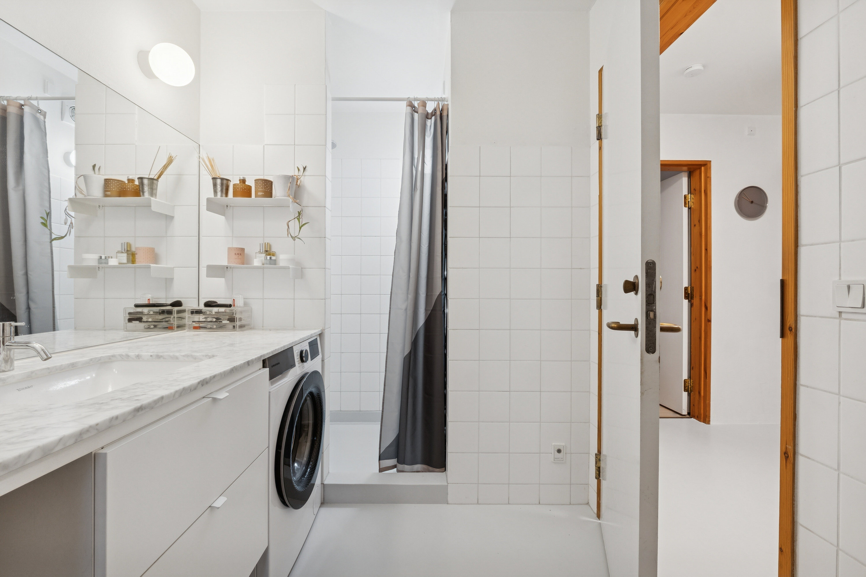 Fremhævet badeværelse billede i fuldskærmstilstand. Billede af Dianas Have 71, 2970 Hørsholm