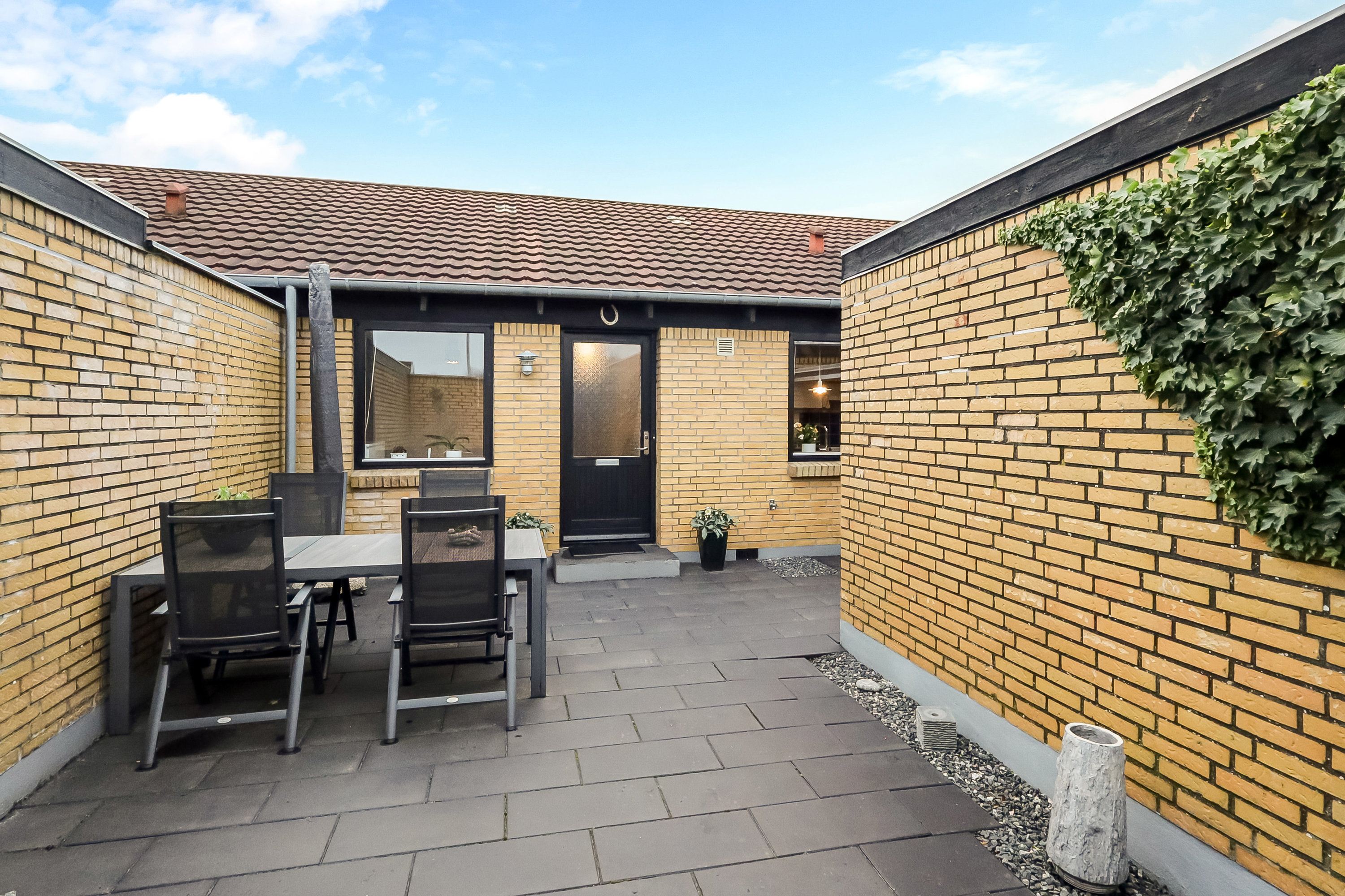 Rækkehus: Terrasse på Eskegårdsvej 1B, 5700 Svendborg