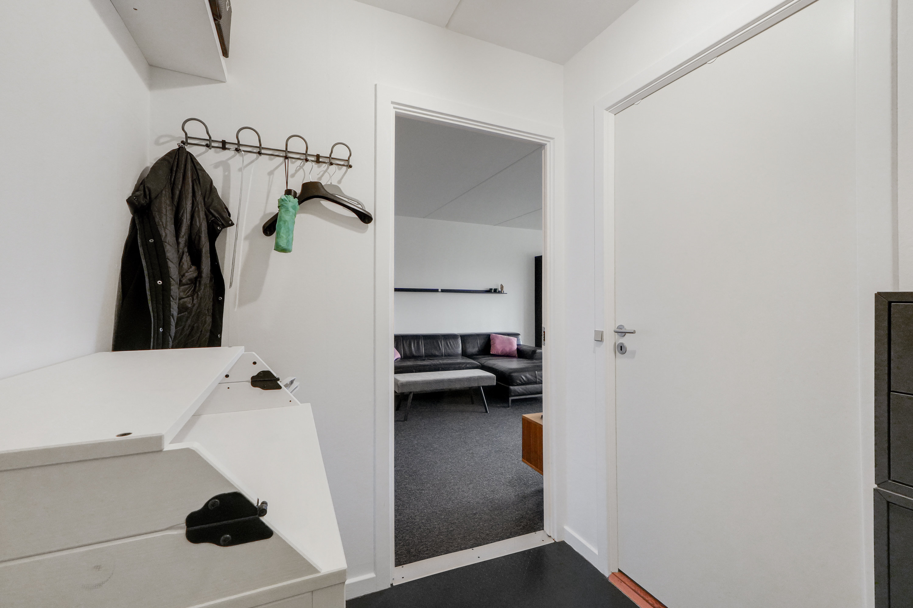 Fremhævet andet billede i fuldskærmstilstand. Billede af Vejlebrovej 87, 2. 96., 2635 Ishøj