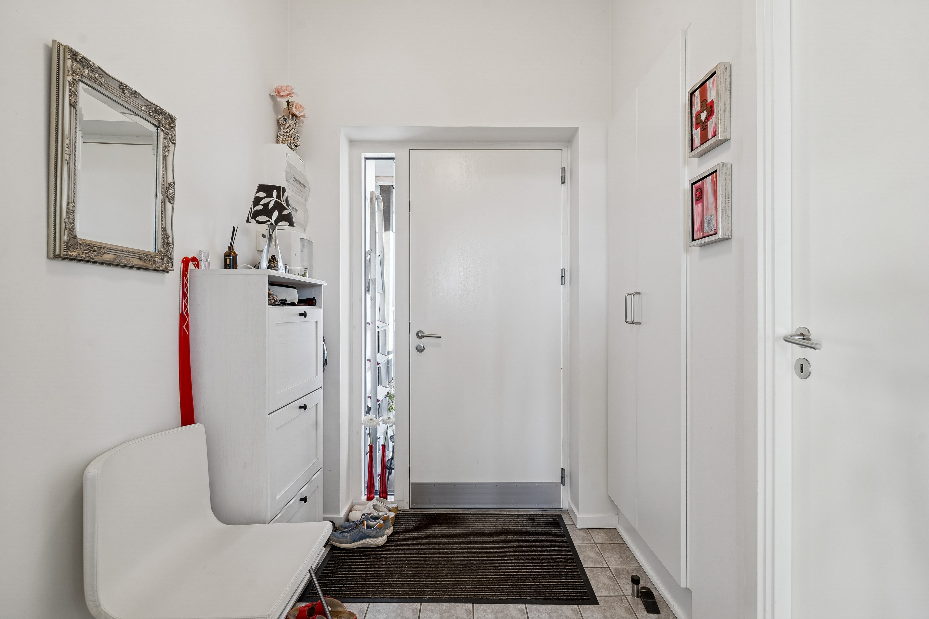 Fremhævet entré billede i fuldskærmstilstand. Billede af Kirkegade 19B, 1., 8722 Hedensted