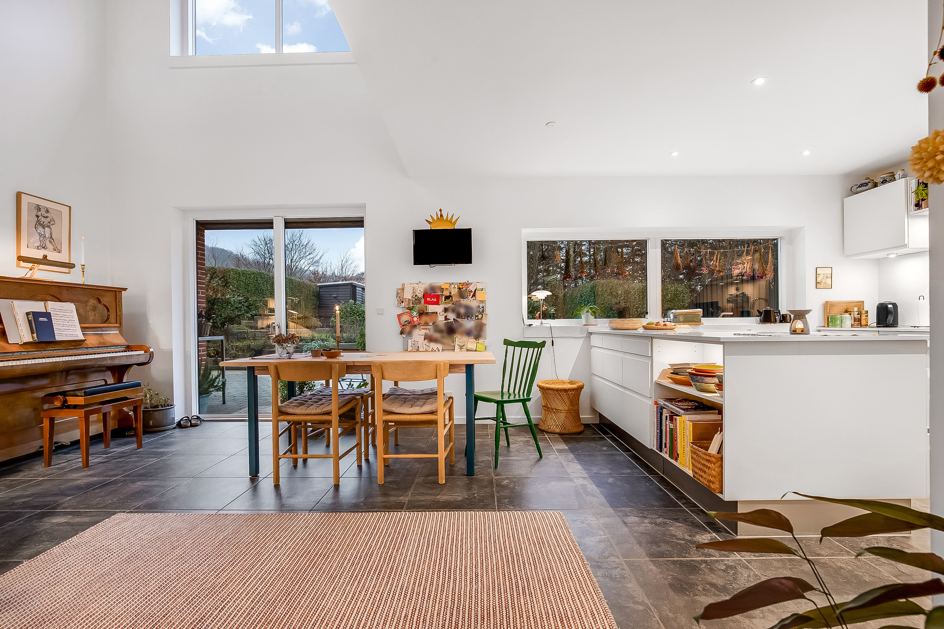 Fremhævet køkken alrum billede i fuldskærmstilstand. Billede af Degnevænget 34, 7100 Vejle