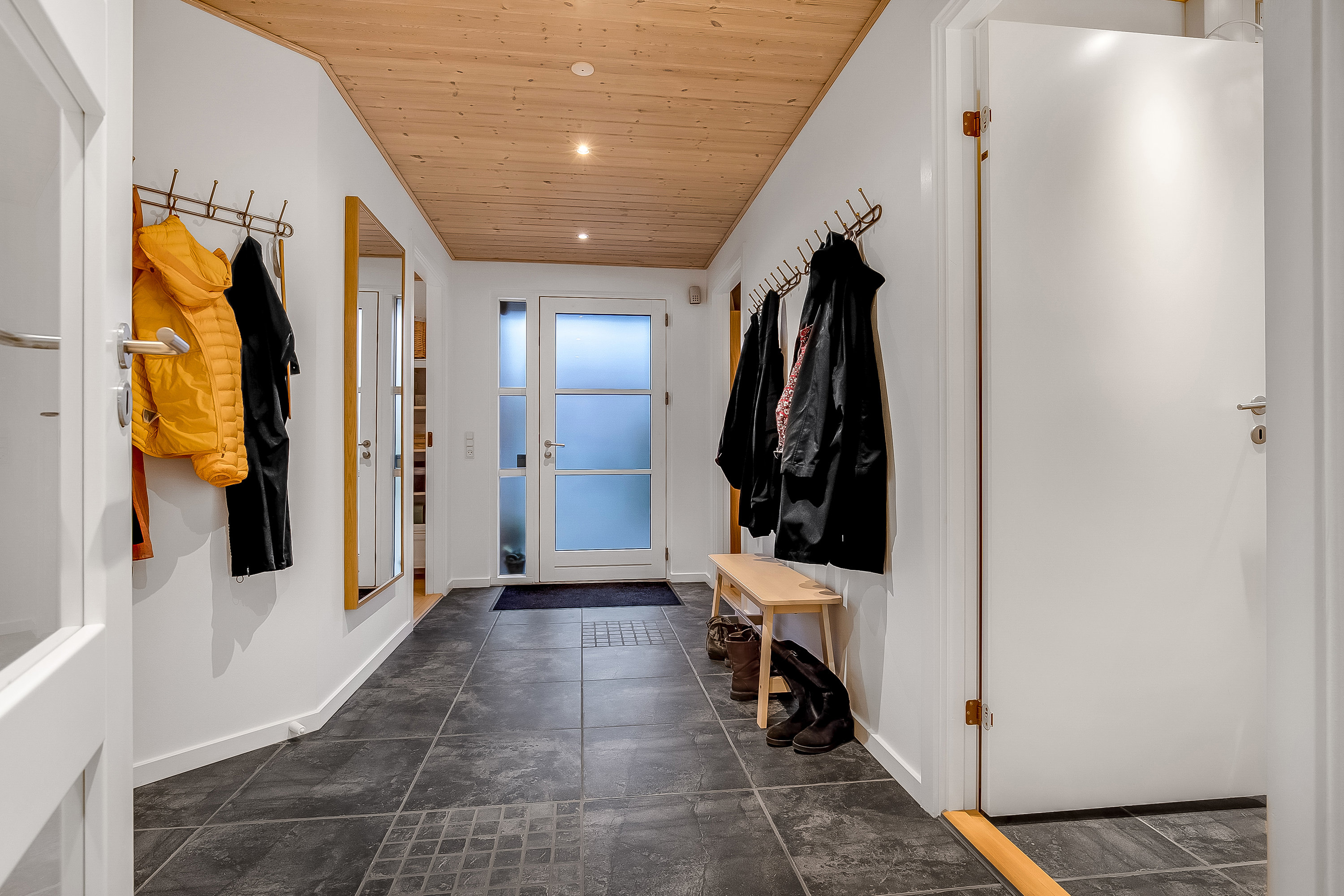 Fremhævet entré billede i fuldskærmstilstand. Billede af Degnevænget 34, 7100 Vejle