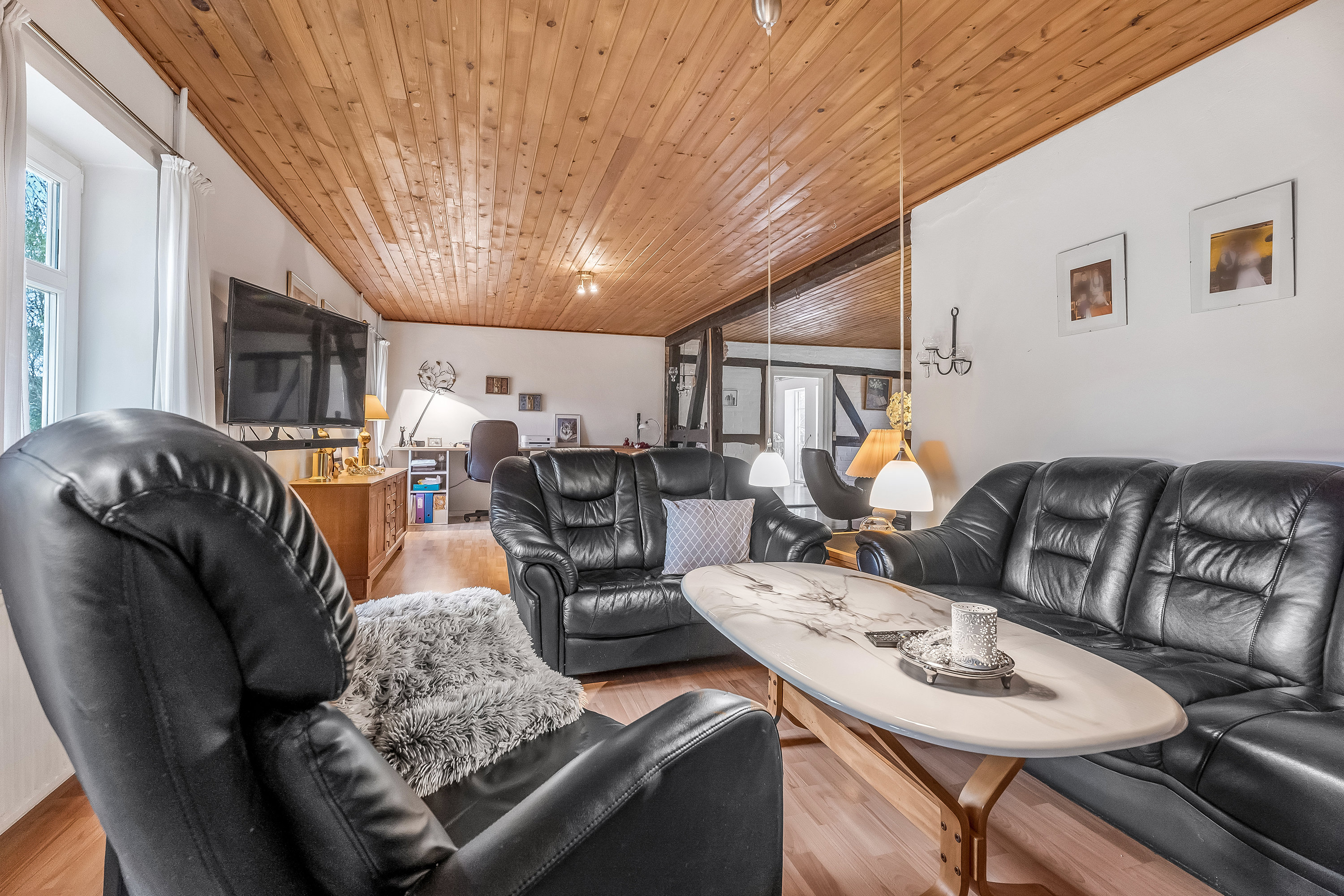 Fremhævet stue billede i fuldskærmstilstand. Billede af Pogemosevej 27, Radsted, 4990 Sakskøbing