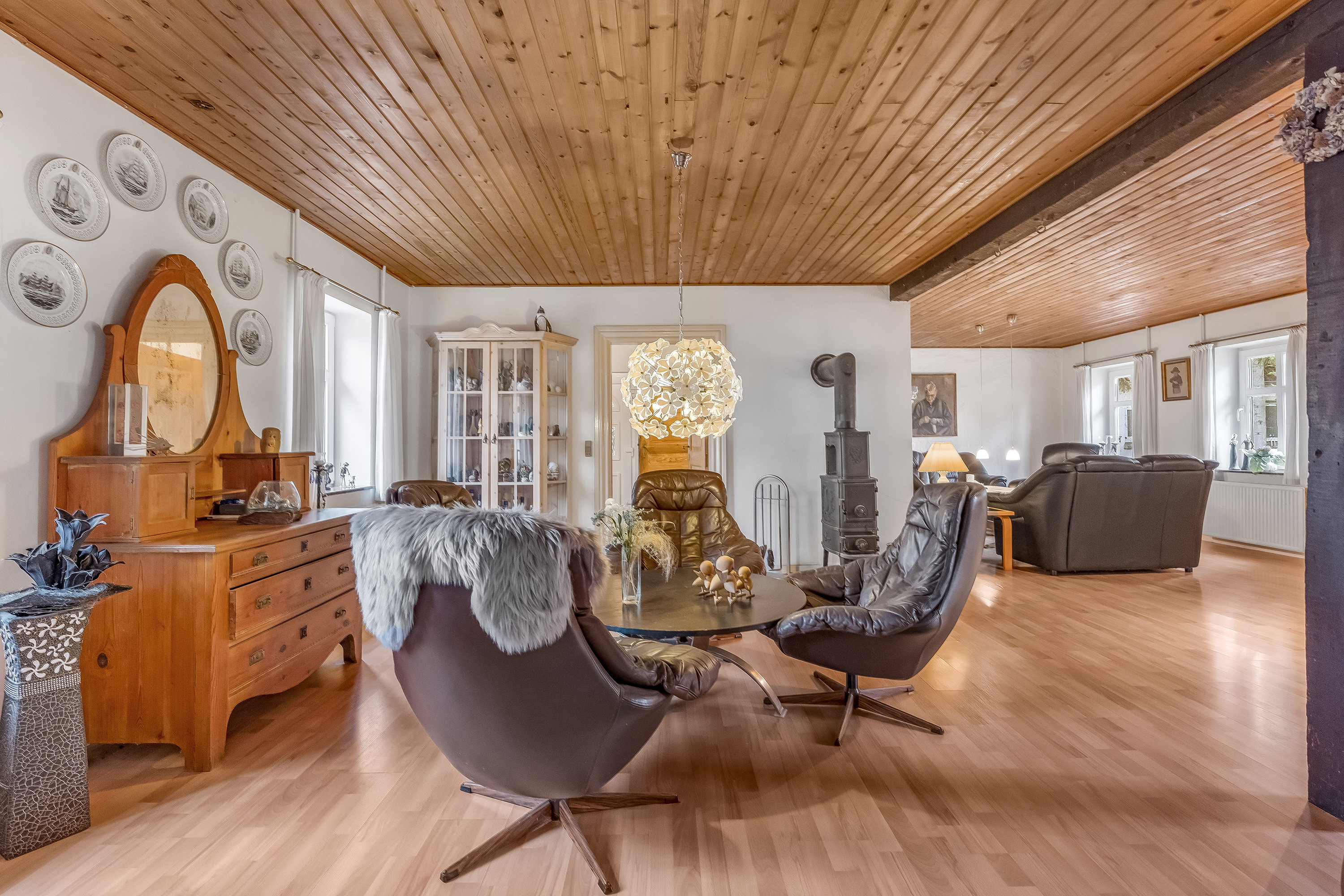 Fremhævet stue billede i fuldskærmstilstand. Billede af Pogemosevej 27, Radsted, 4990 Sakskøbing