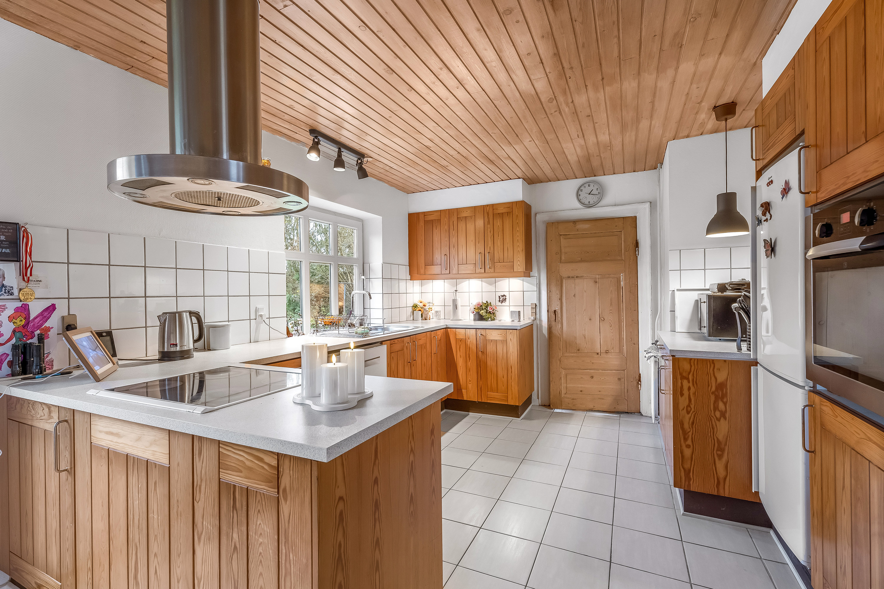 Fremhævet køkken billede i fuldskærmstilstand. Billede af Pogemosevej 27, Radsted, 4990 Sakskøbing