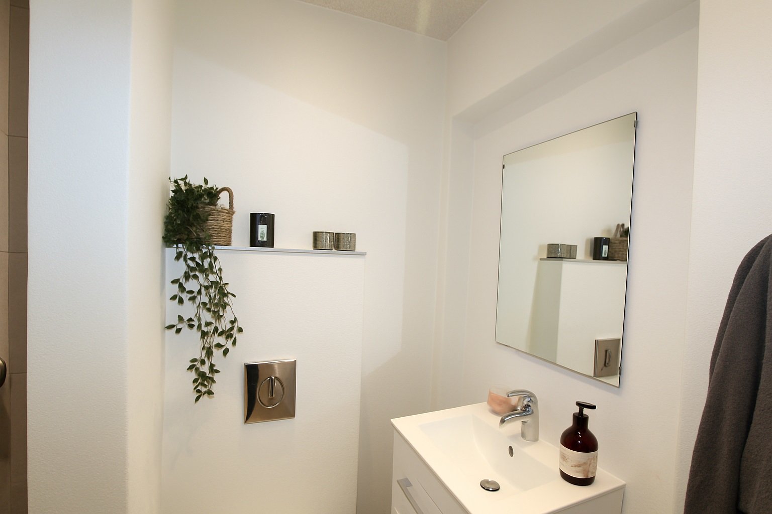 Fremhævet  billede i fuldskærmstilstand. Billede af Kastetvej 129, 1. tv., 9000 Aalborg