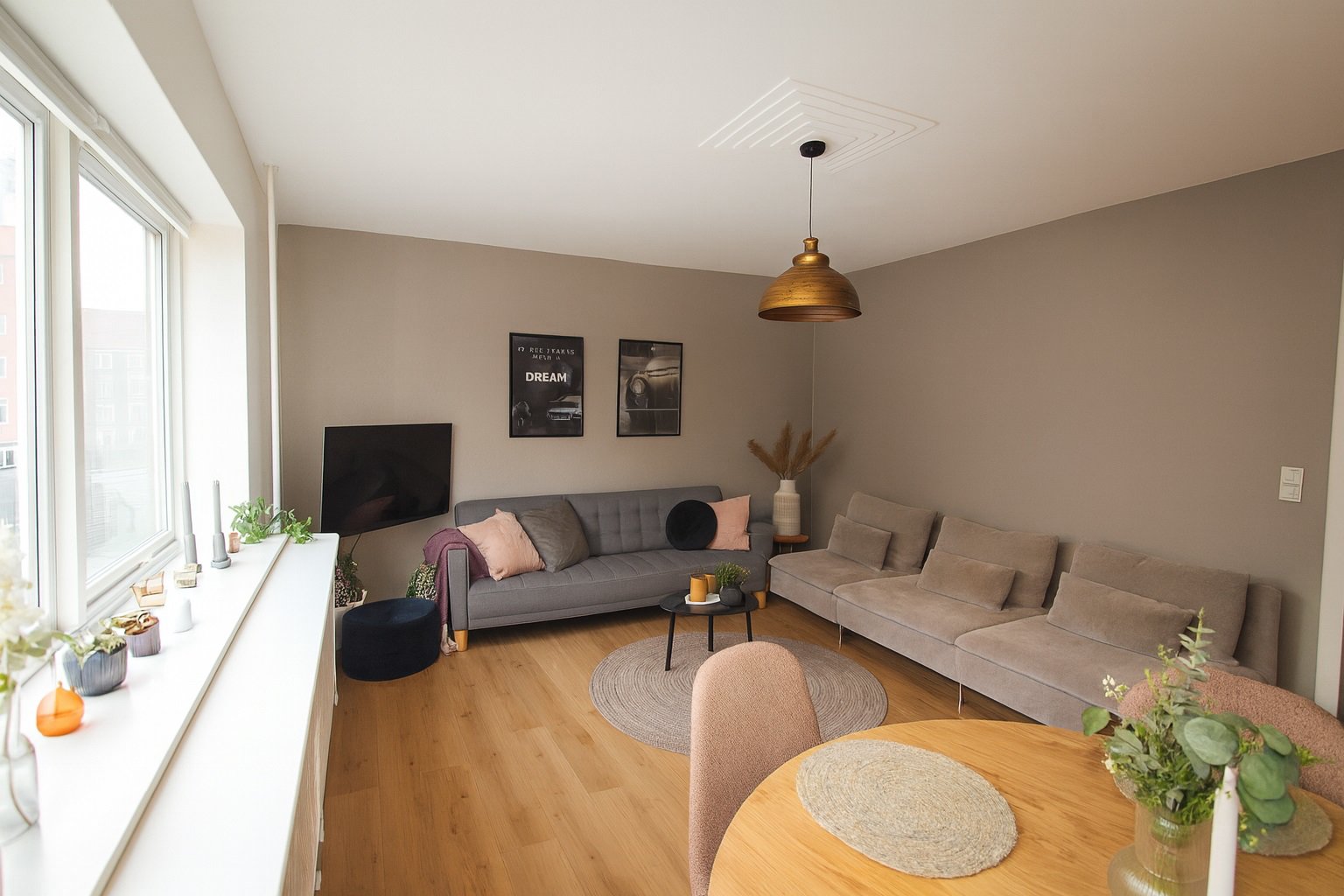 Fremhævet  billede i fuldskærmstilstand. Billede af Kastetvej 129, 1. tv., 9000 Aalborg