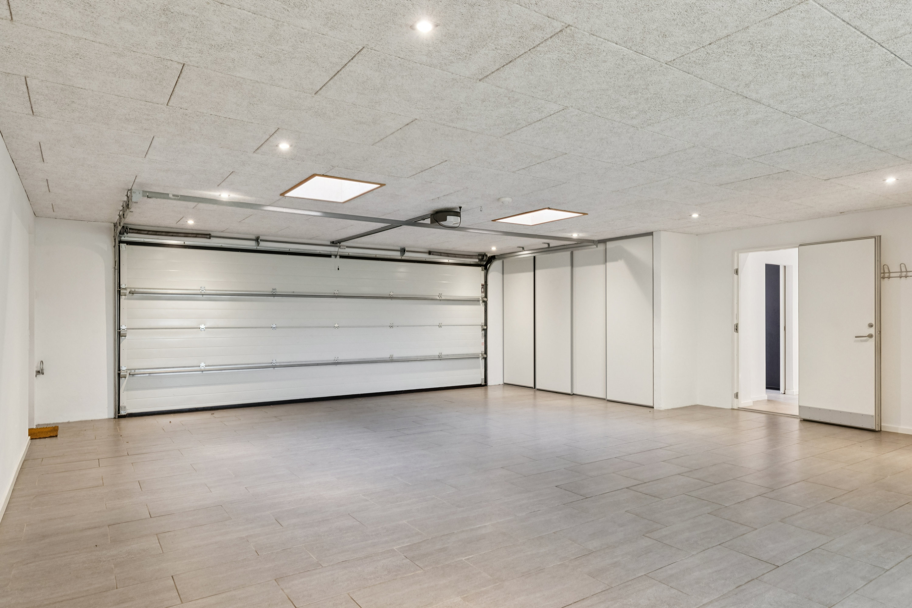 Fremhævet garage billede i fuldskærmstilstand. Billede af Dyrhøj 23, 6300 Gråsten