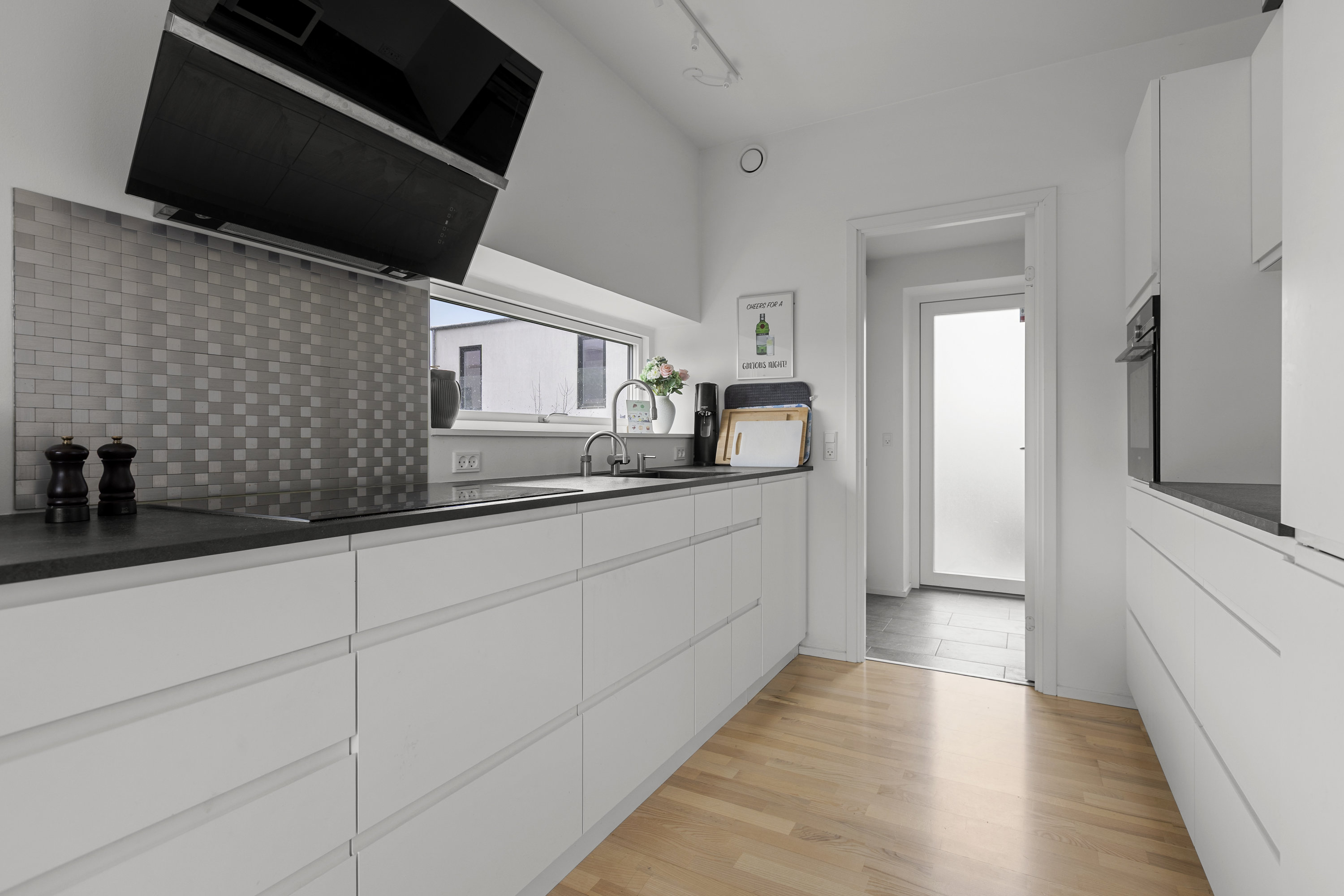 Fremhævet køkken billede i fuldskærmstilstand. Billede af Lavetten 9B, 4100 Ringsted