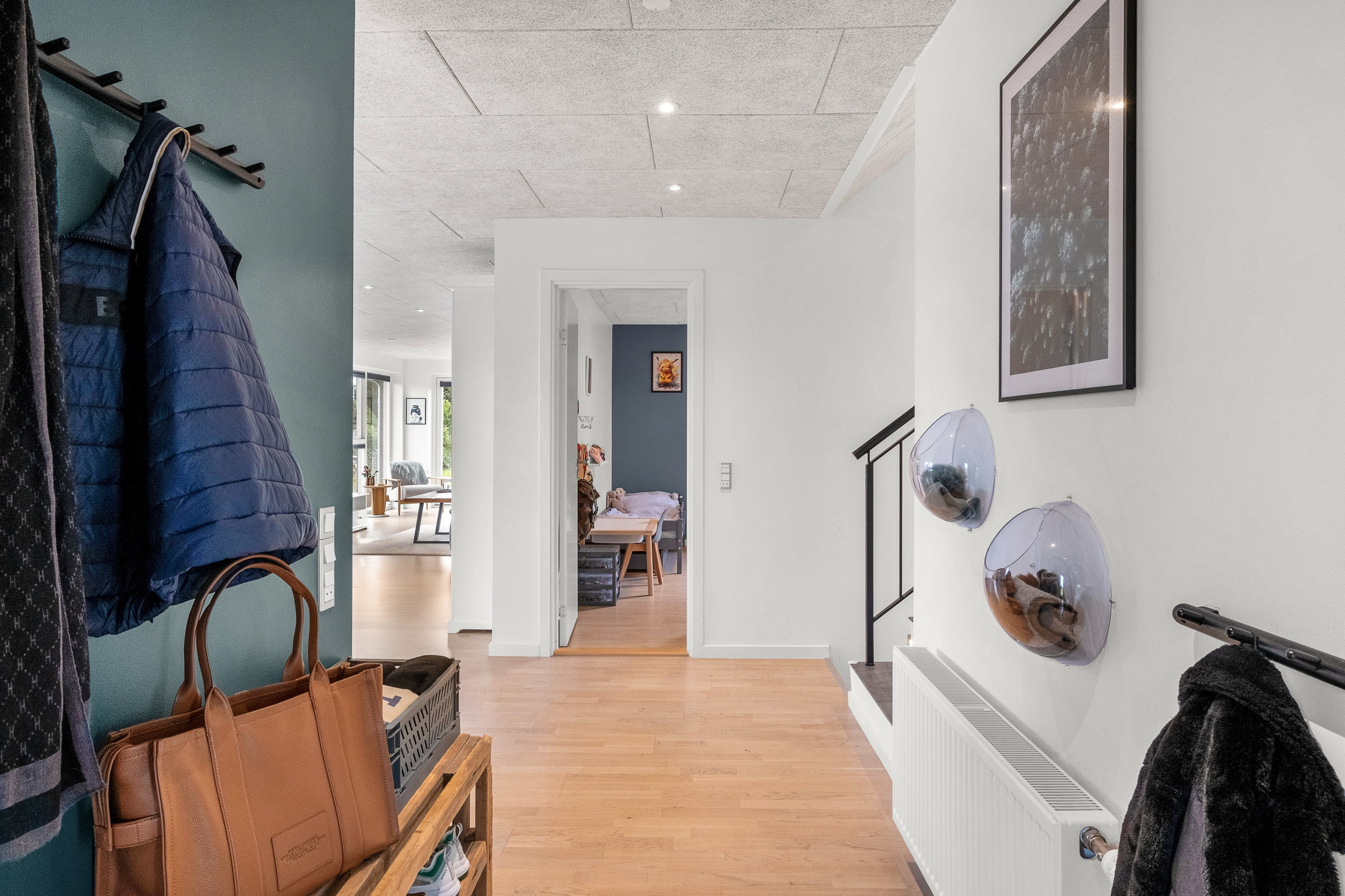 Fremhævet entré billede i fuldskærmstilstand. Billede af Birkebakken 26, 8520 Lystrup