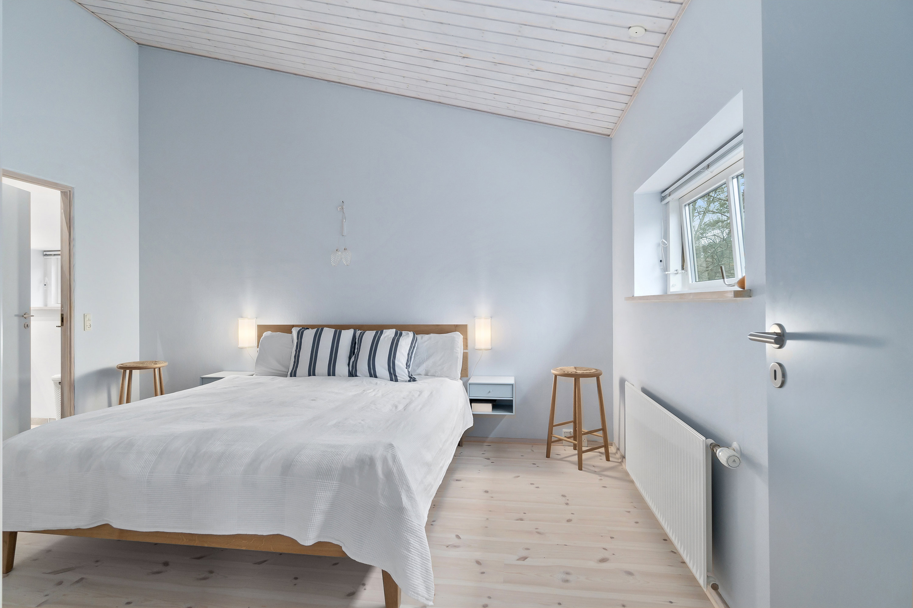 Fremhævet  billede i fuldskærmstilstand. Billede af Hovmosevej 15, Gadevang, 3400 Hillerød