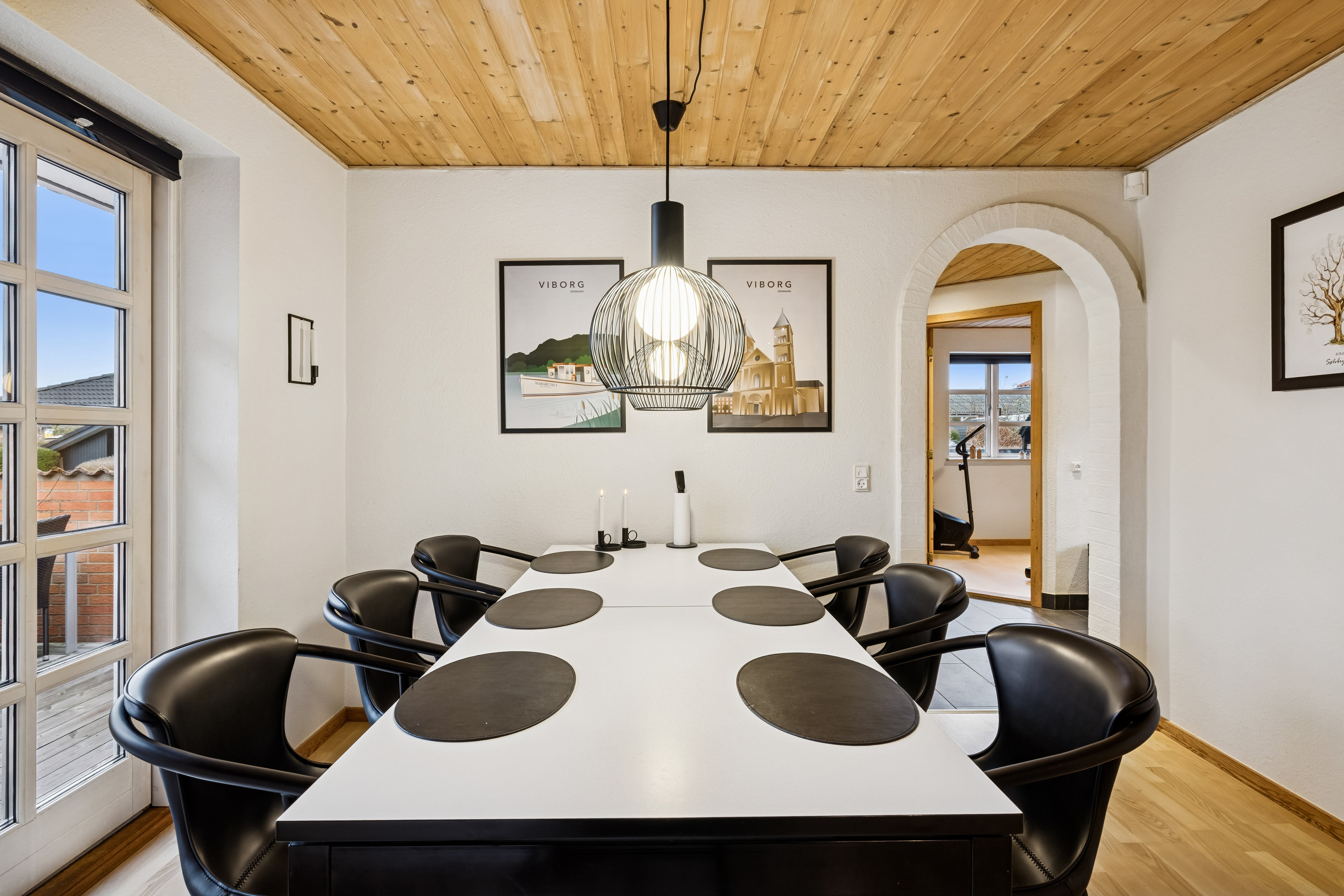 Fremhævet stue billede i fuldskærmstilstand. Billede af Ahornvej 9, 9632 Møldrup