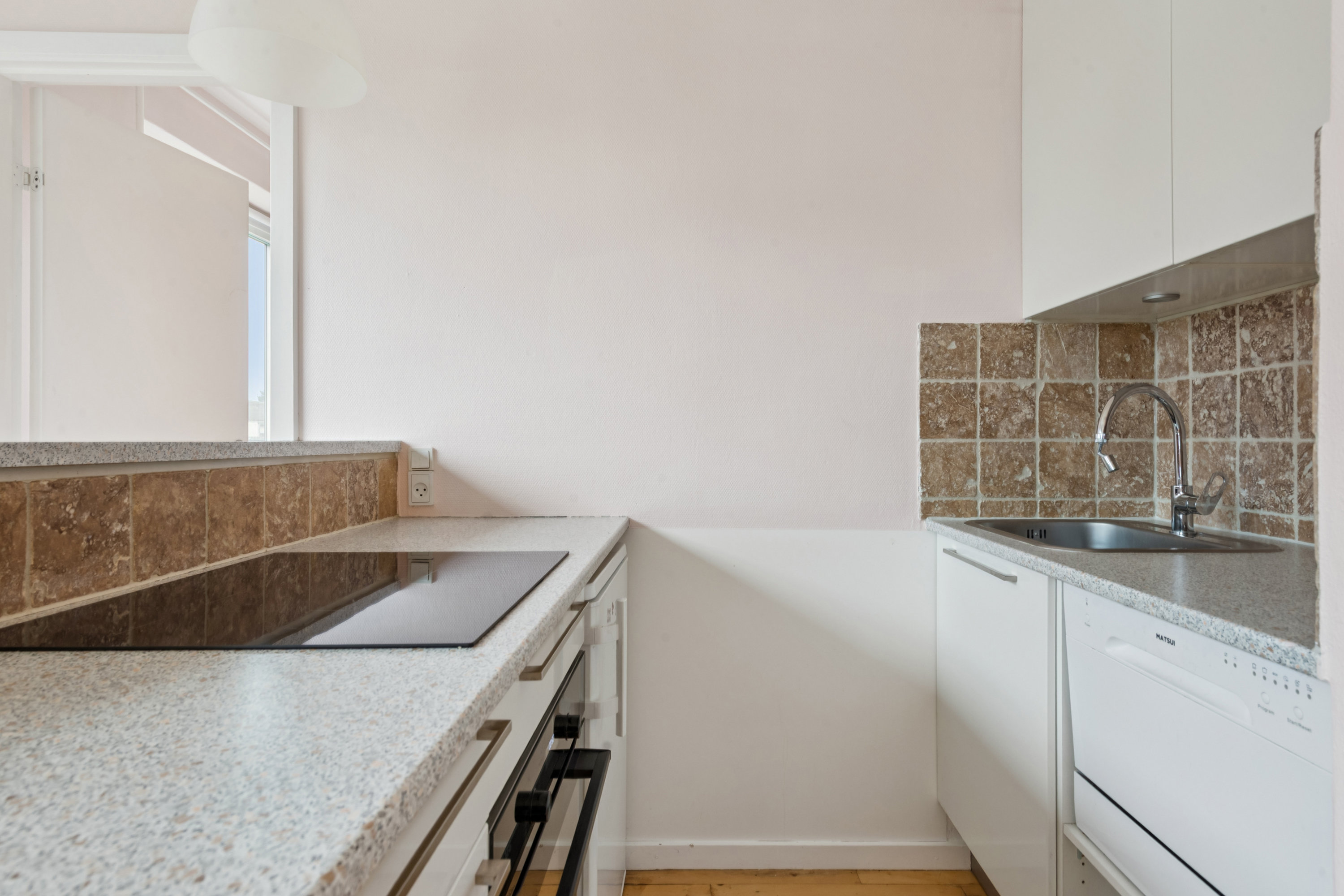 Fremhævet køkken billede i fuldskærmstilstand. Billede af Parkvej 149, st.. mf., 2630 Taastrup